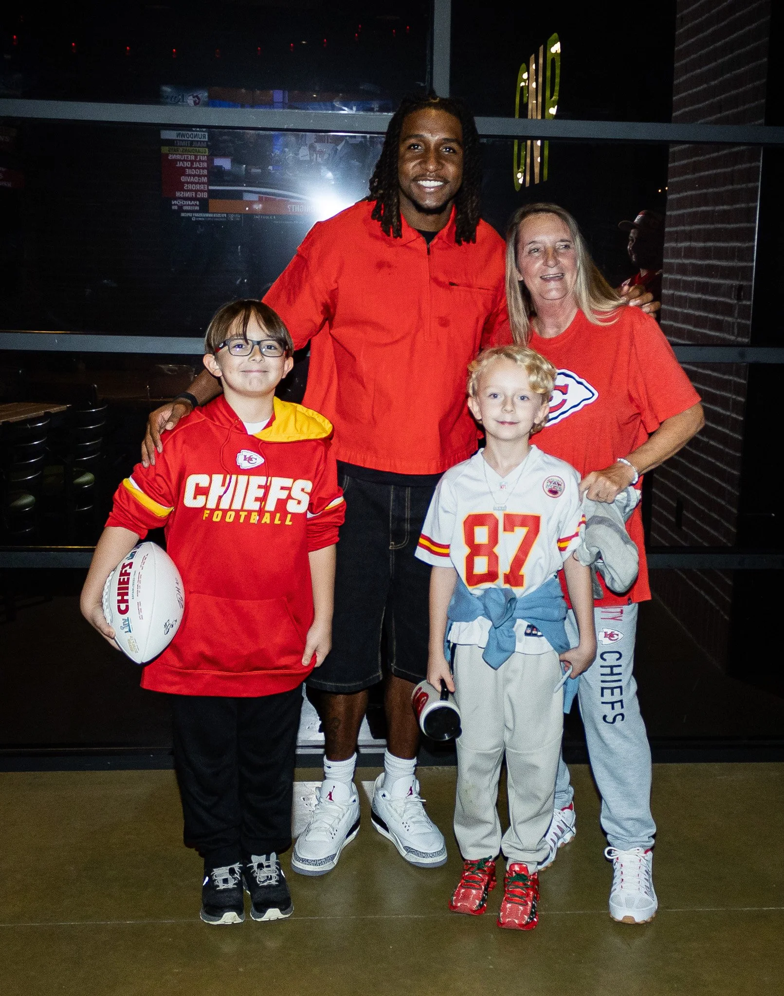 Fans have the opportunity to meet Nohl Williams in person after the live taping.