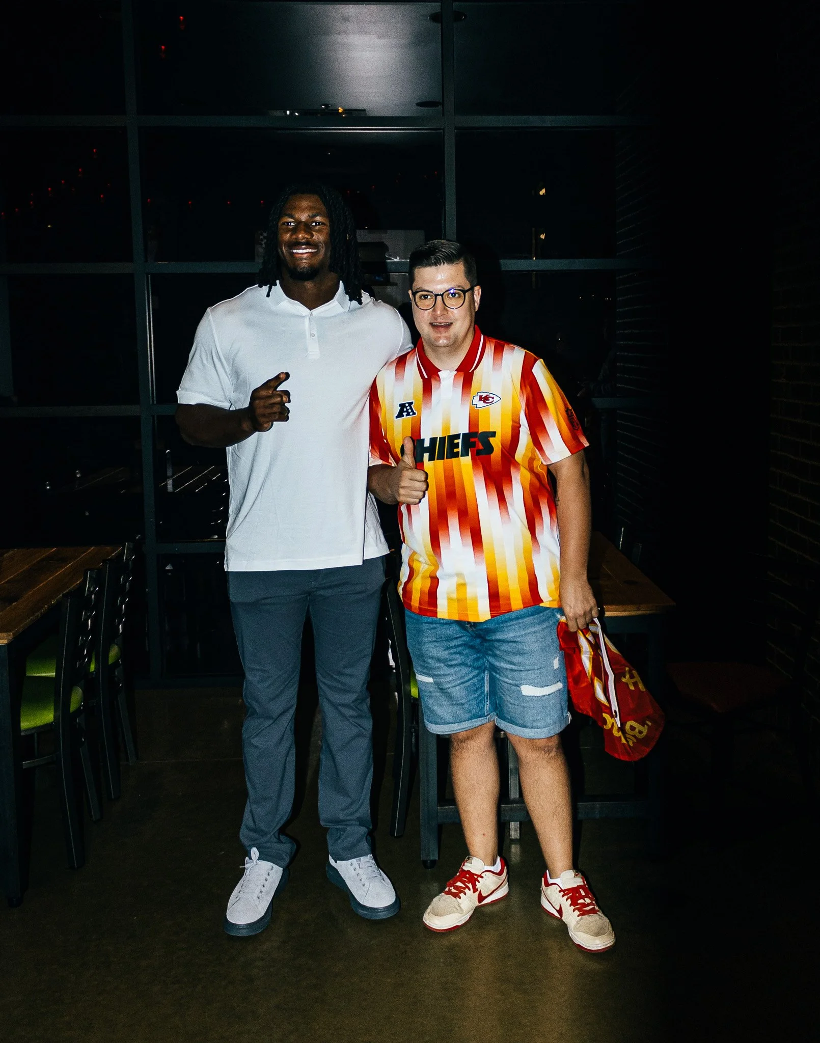 R Mason Thomas with a fan during Kansas City Huddle Live taping