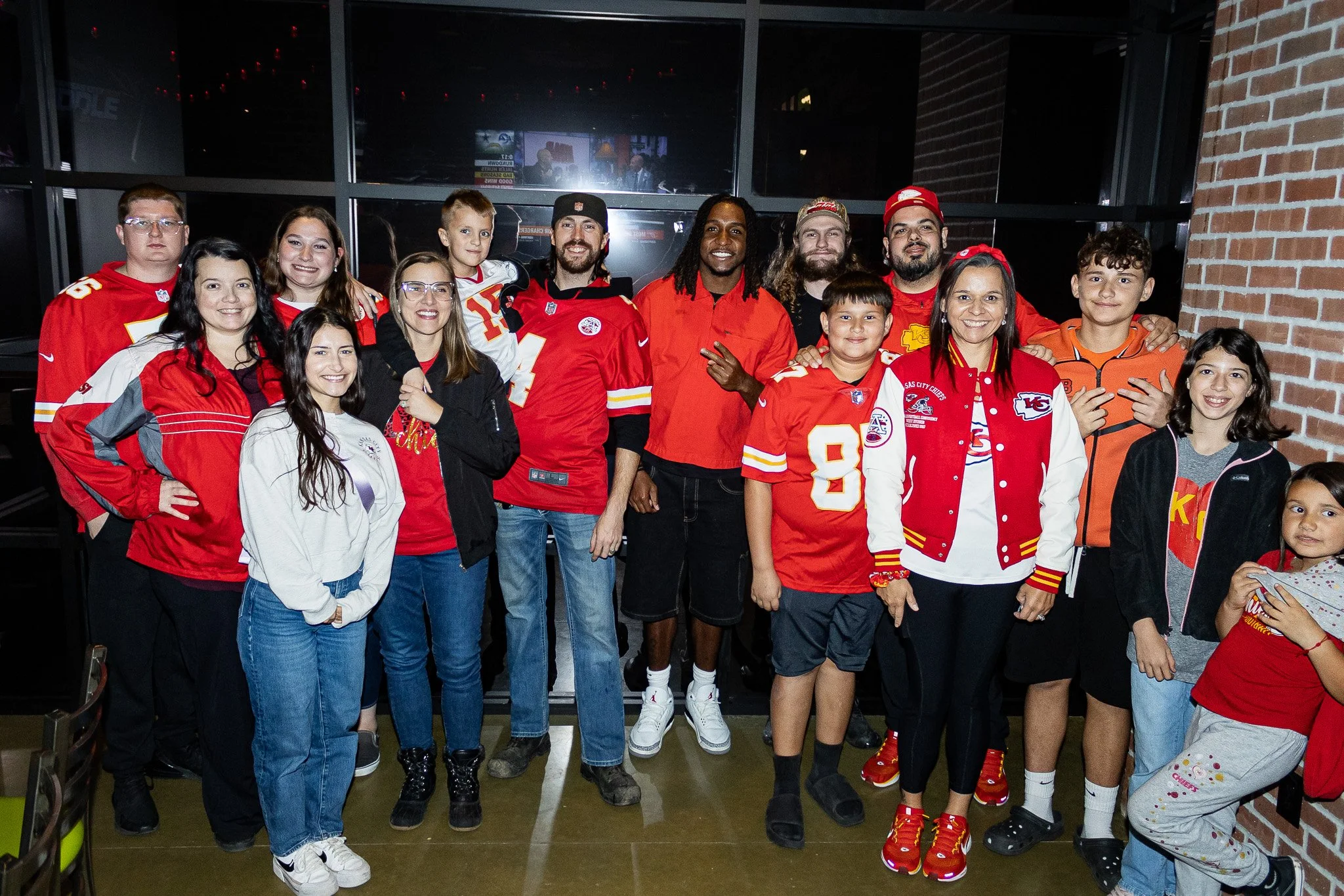 A group photo with Nohl Williams following the October 19 Kansas City Huddle episode.