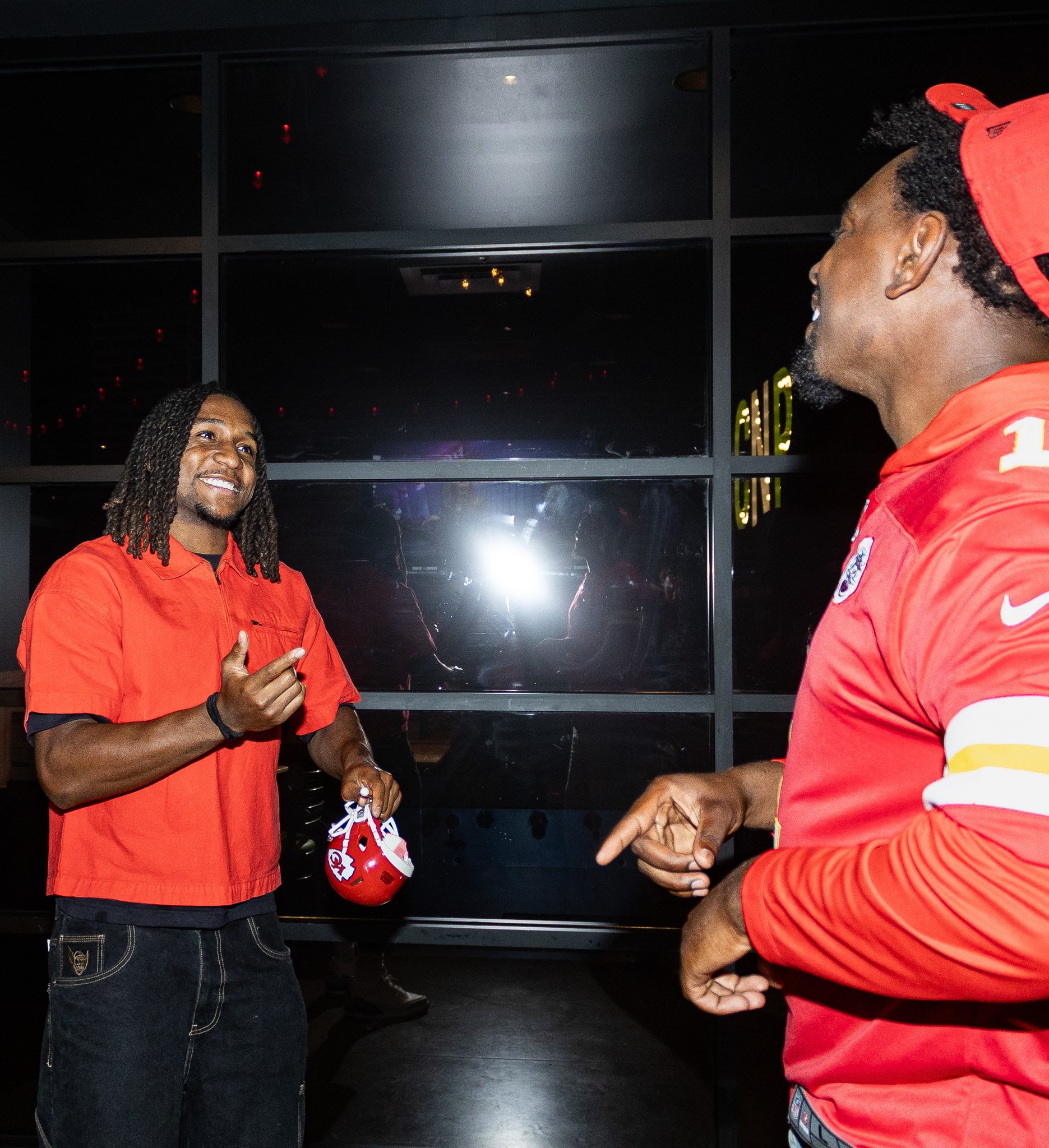 Nohl Williams spends time with attendees after co-hosting Kansas City Huddle.