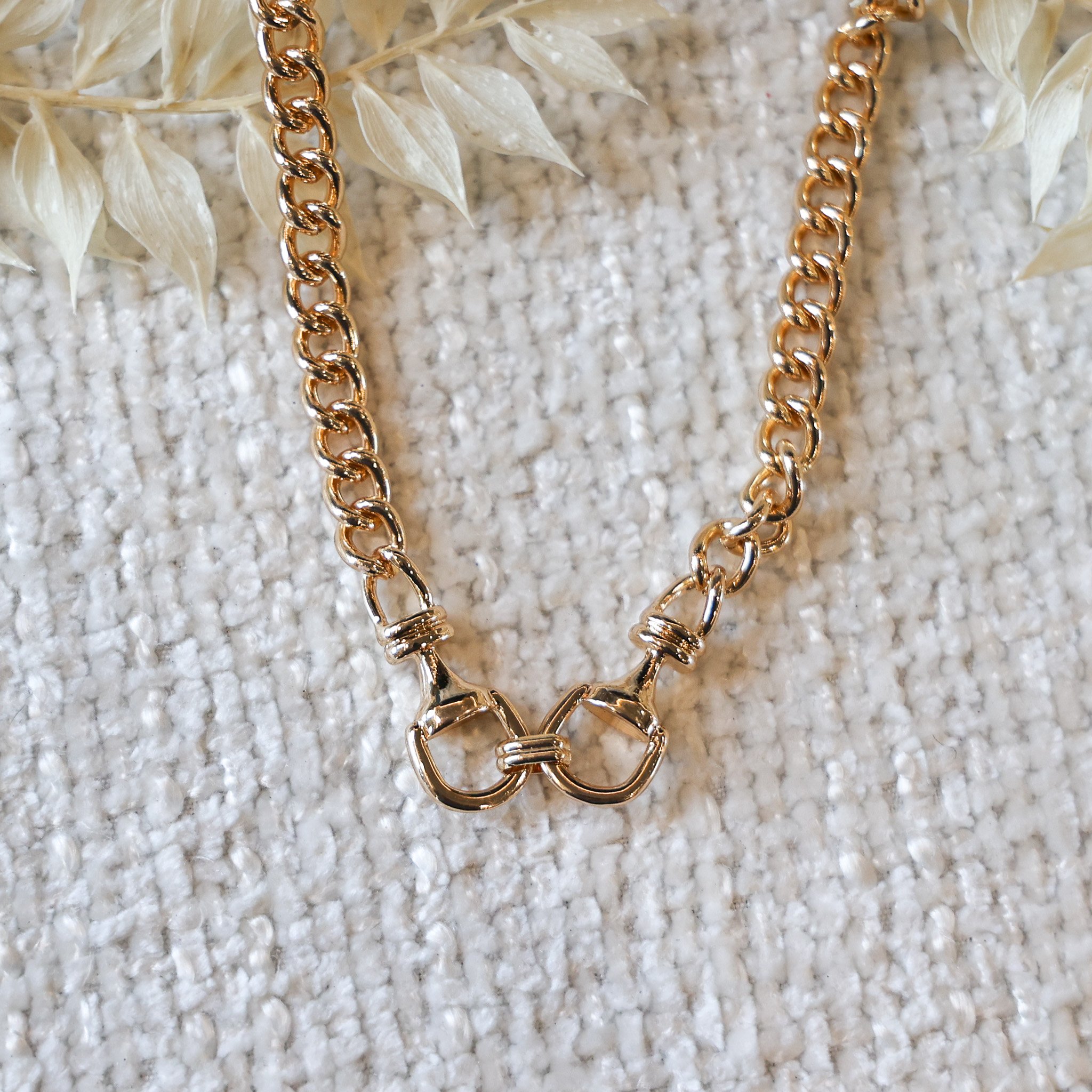 Linked Horsebit Necklace