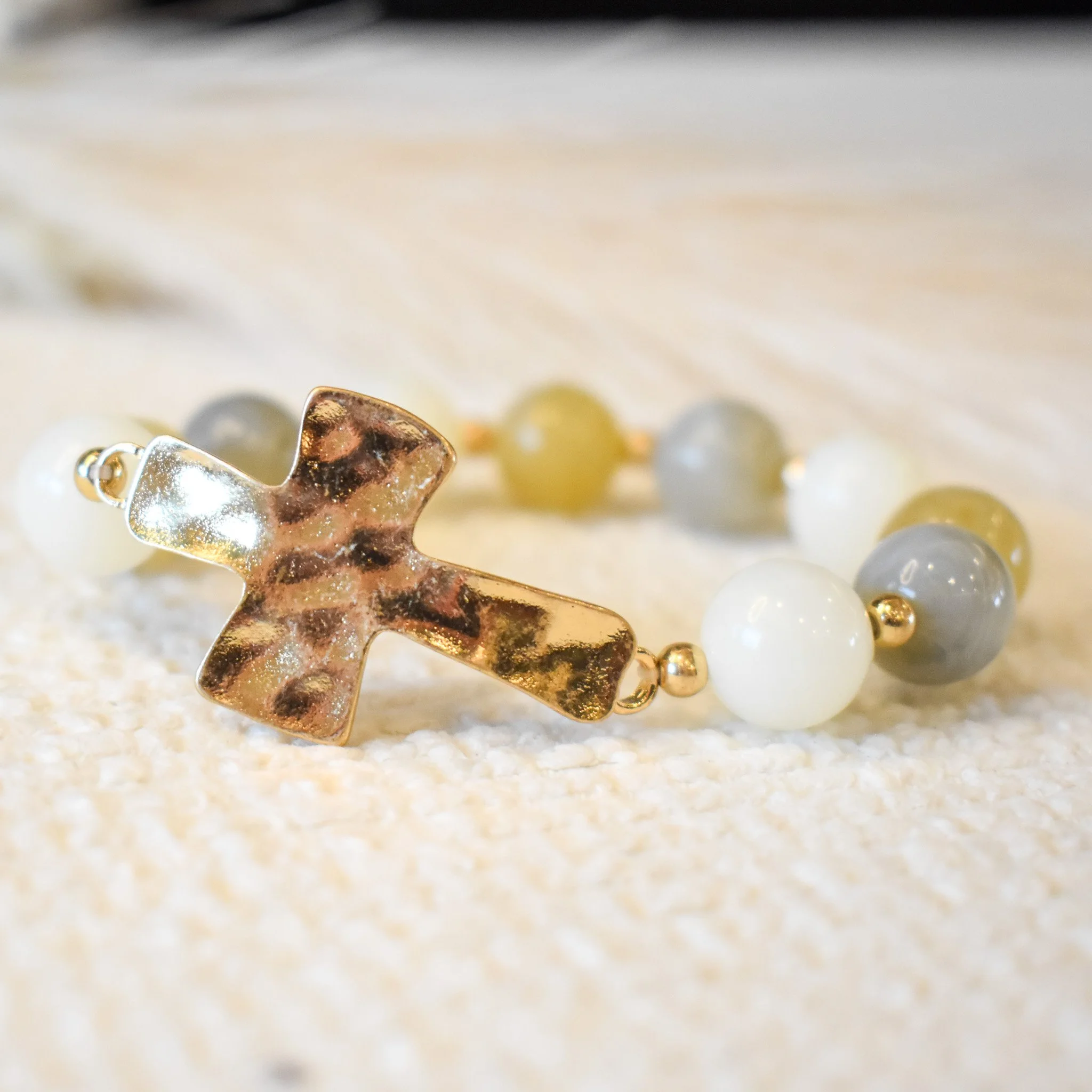 Hammered Cross Marble Bracelet