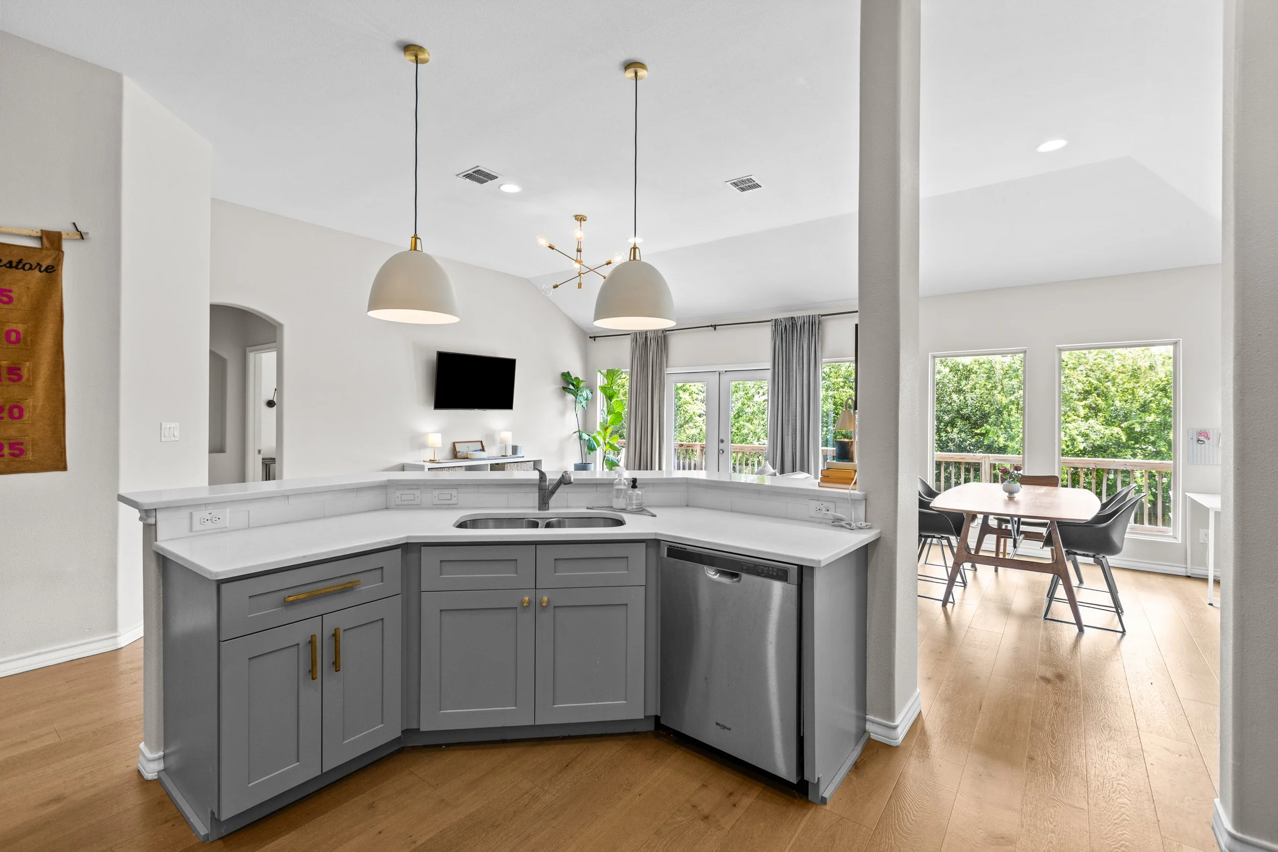 28210 versant hills-18.jpg