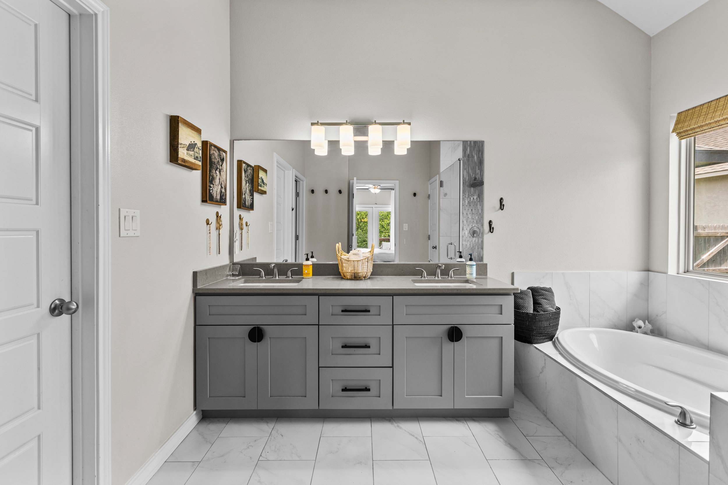 28210 versant hills-25.jpg
