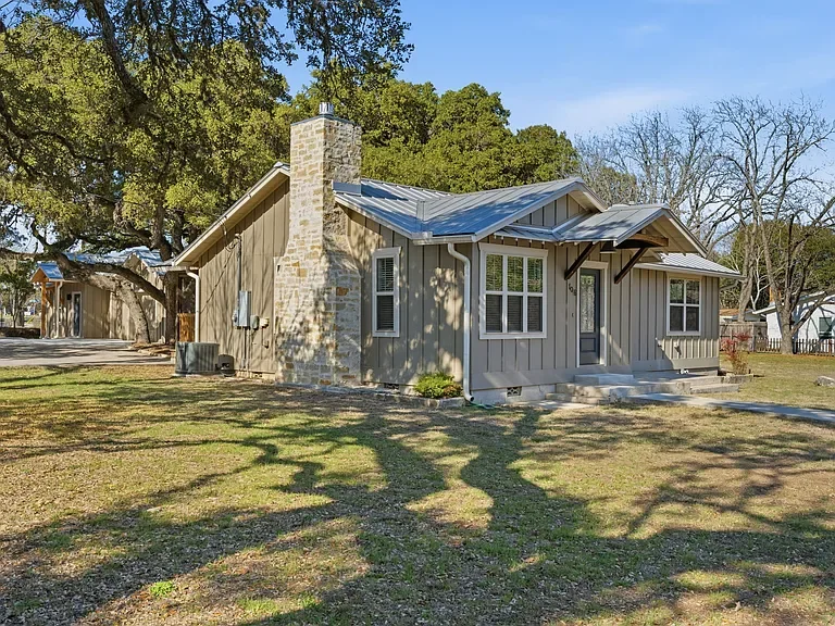 Downtown Cottage