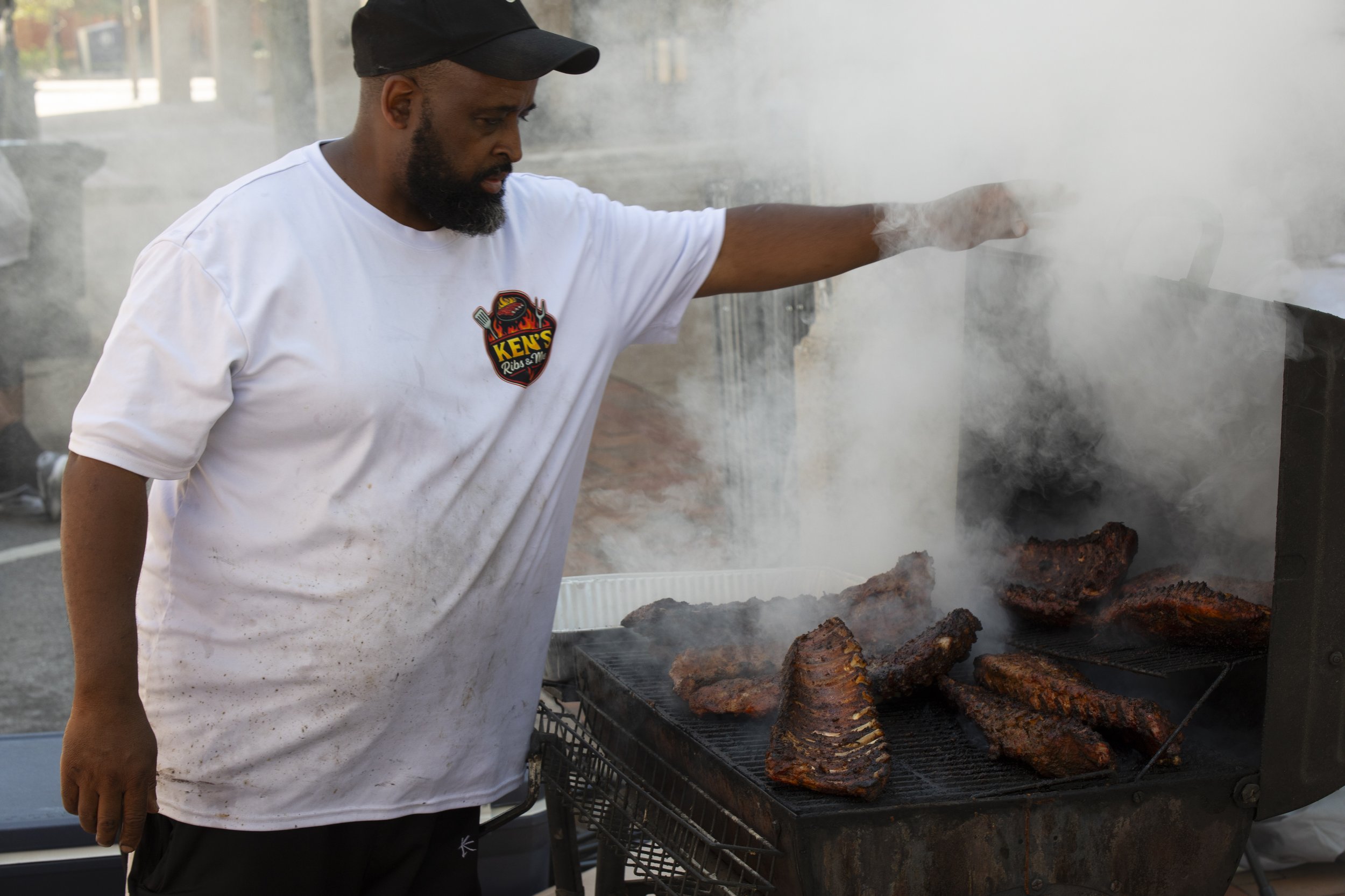 11. Kendrick Lee of Ken_s Ribs and More.jpg