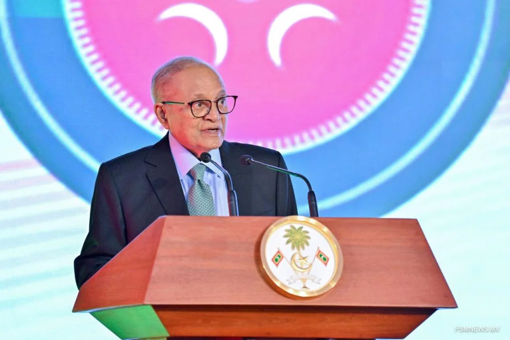 President Maumoon Extends Greetings on the 77th Republic Day of India