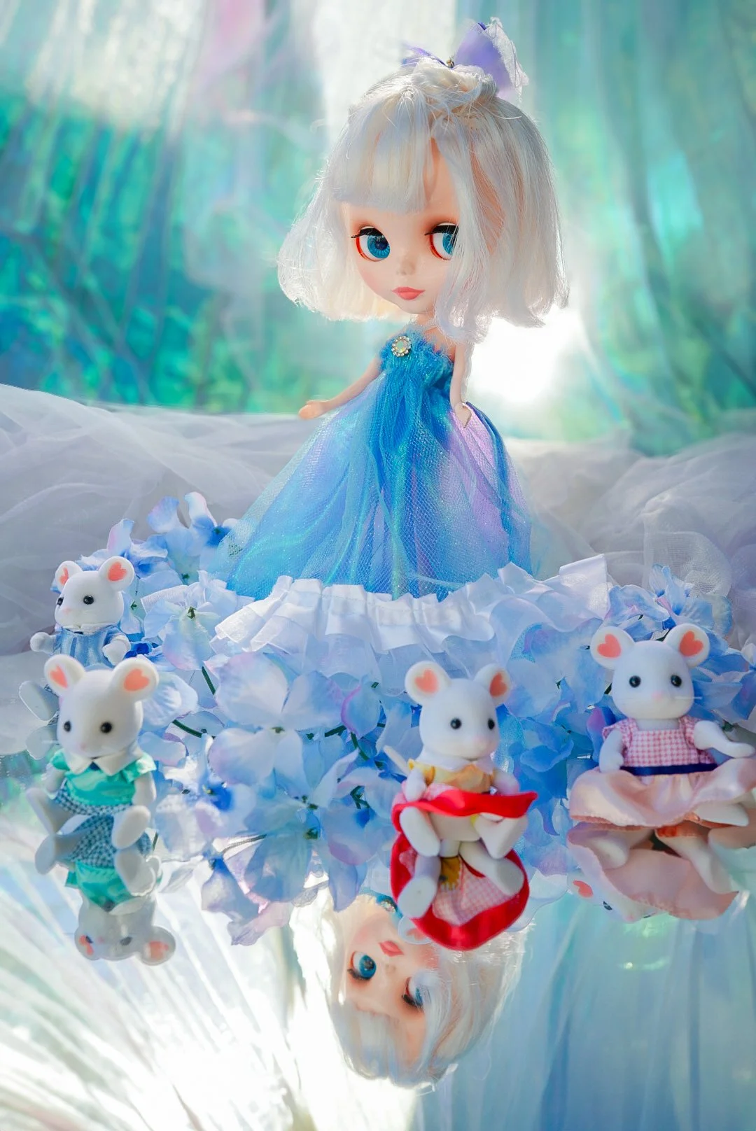 Bijou wearing Sueño Azul my first Handmade Dress set for Blythe Dolls