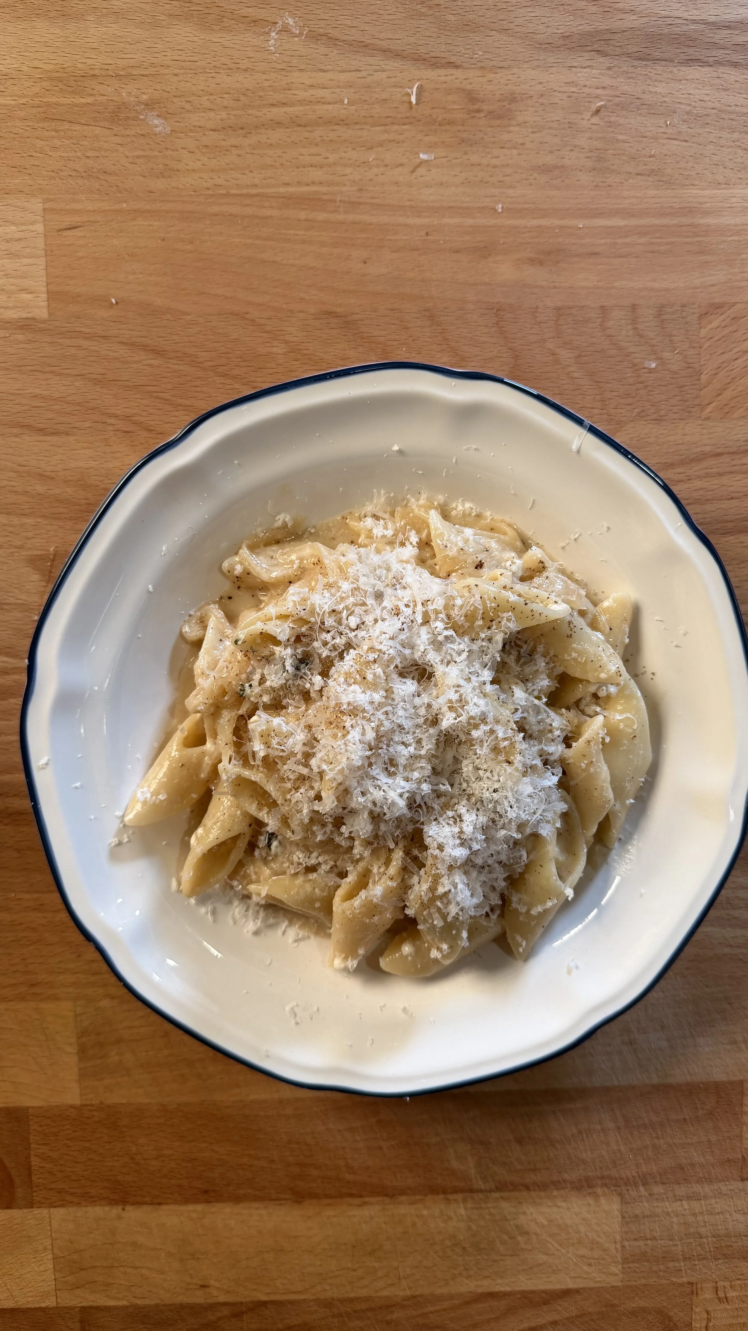 PASTA CIPOLLA E CRESCENZA
