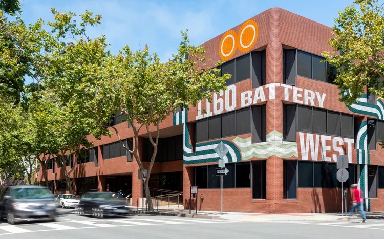  A red bricked building.&nbsp; 
