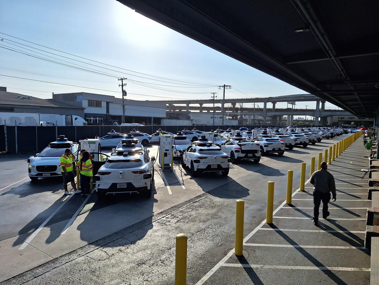  Parking lot full of Waymo cars.&nbsp; 