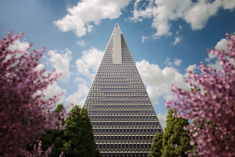Street-level photograph looking up at the Transamerica Pyramid building