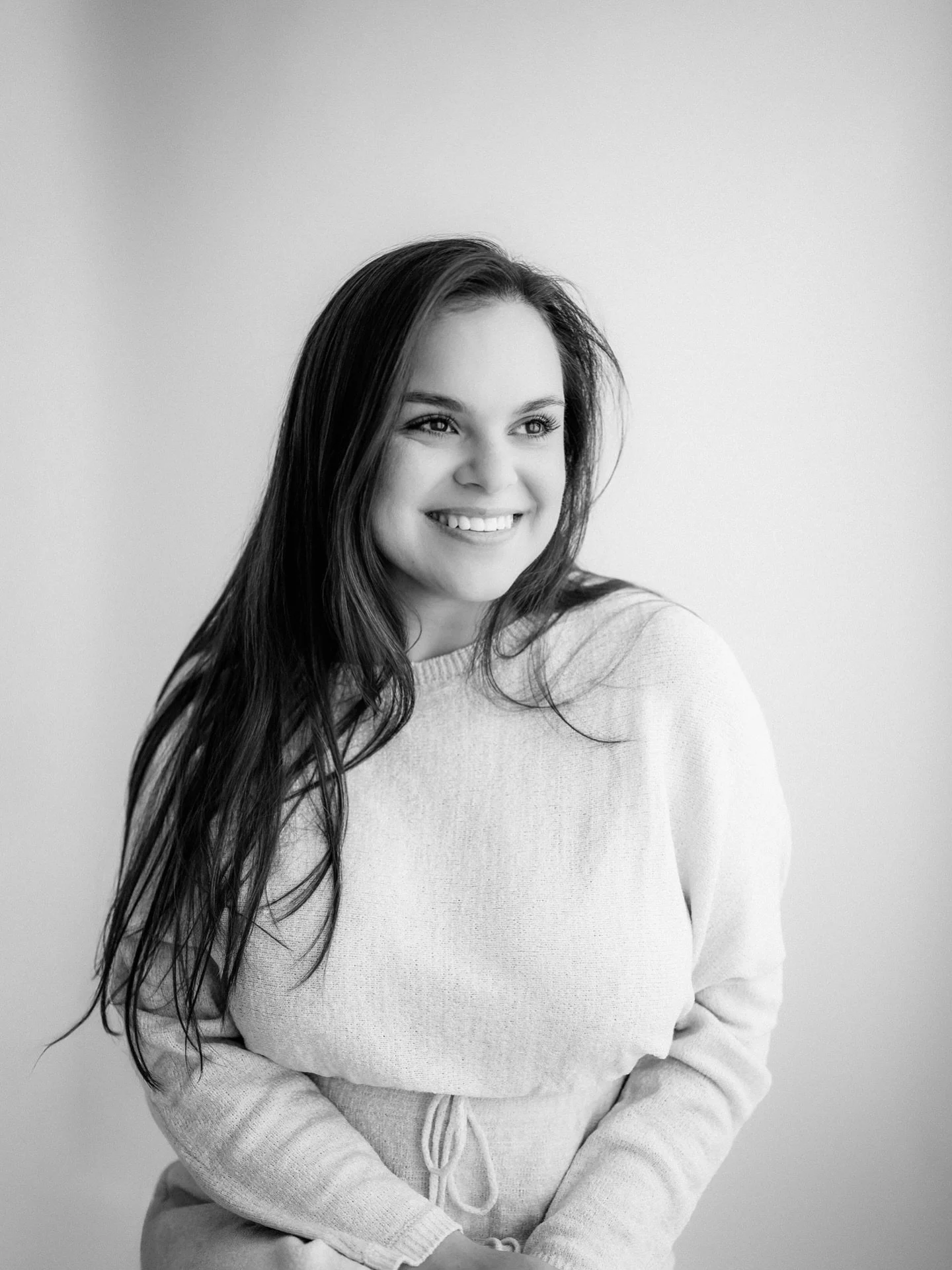 Hi, I&rsquo;m Sav!! Just a quick little pop-in mainly because I got new photos taken, but also because it is BUSY SEASON! And omg, it&rsquo;s been busy in the best way!!!

For those that don&rsquo;t know (means you need to sign up for emails 😉), I&r