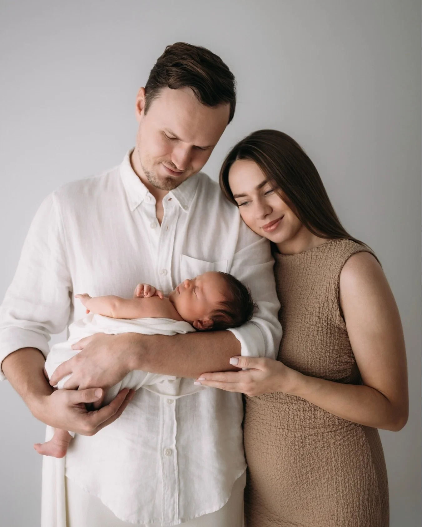 There&rsquo;s something so special about these early days.

The way you hold them close without thinking. The way they settle into you like it&rsquo;s the most natural place in the world.

This season is so tender, sadly fleeting, and full of moments