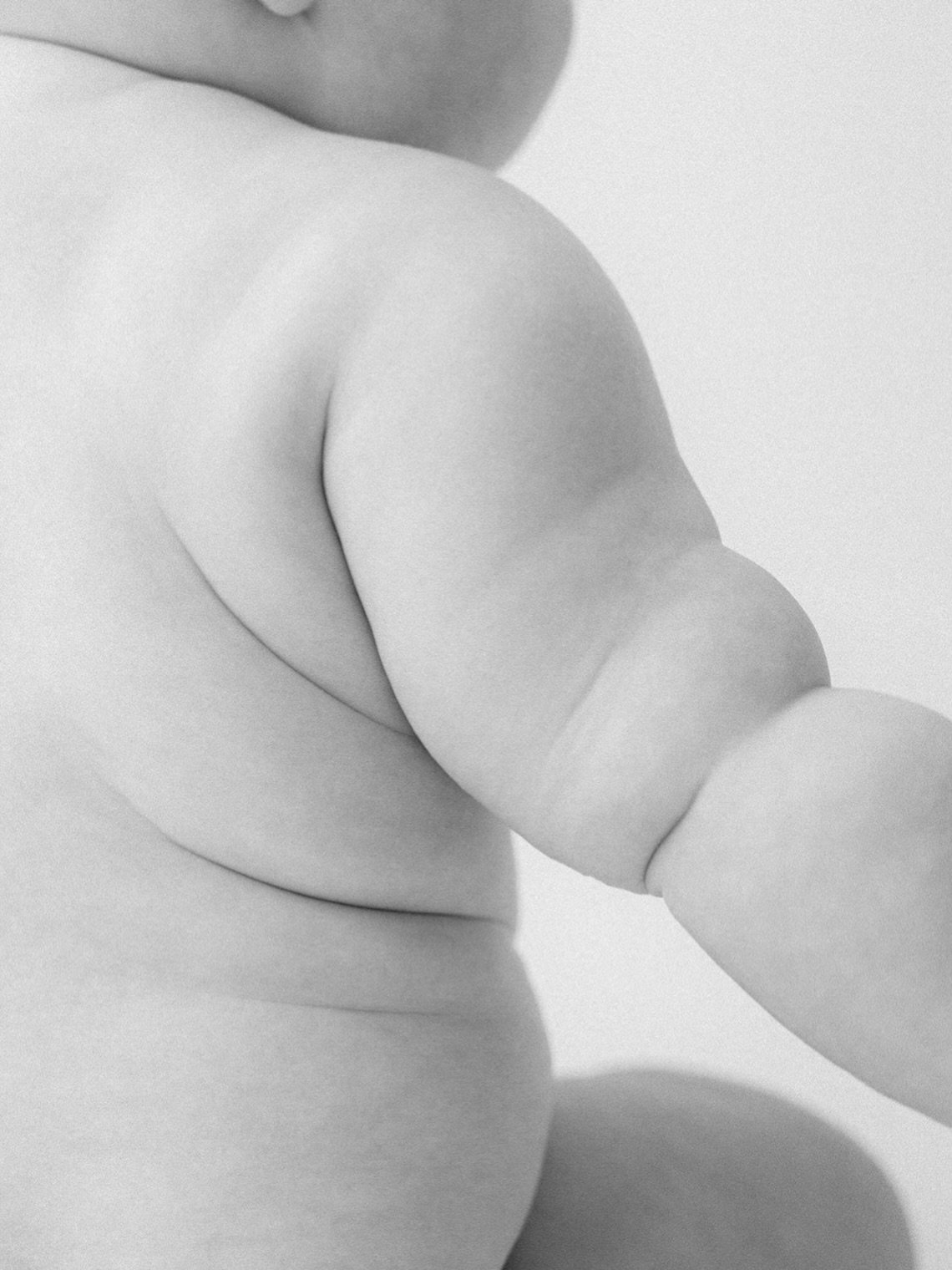 No caption needed. Your baby, just as they are, frozen in time. It doesn&rsquo;t get any better. 🥹

Can I just say, mama&rsquo;s milk is working overtime on this one?!

&mdash;&mdash;&mdash;&mdash;&mdash;
Baby Photographer in Houston, Texas | The Wo
