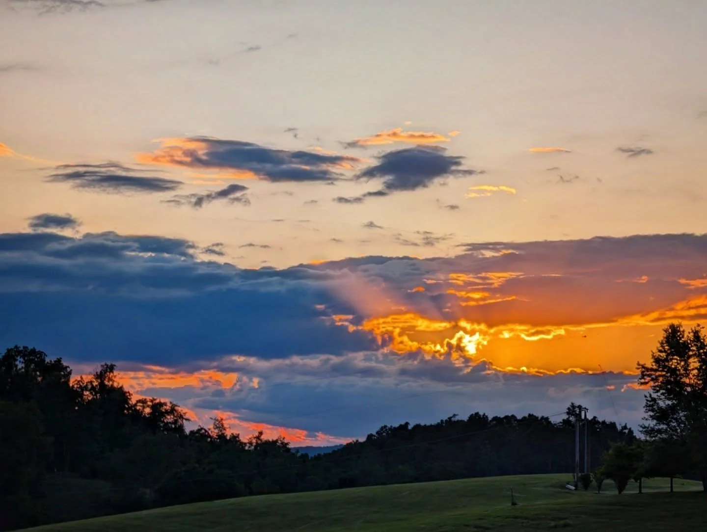 Sunset

#sunset #evening #storm #rays #notallwhowanderarelost