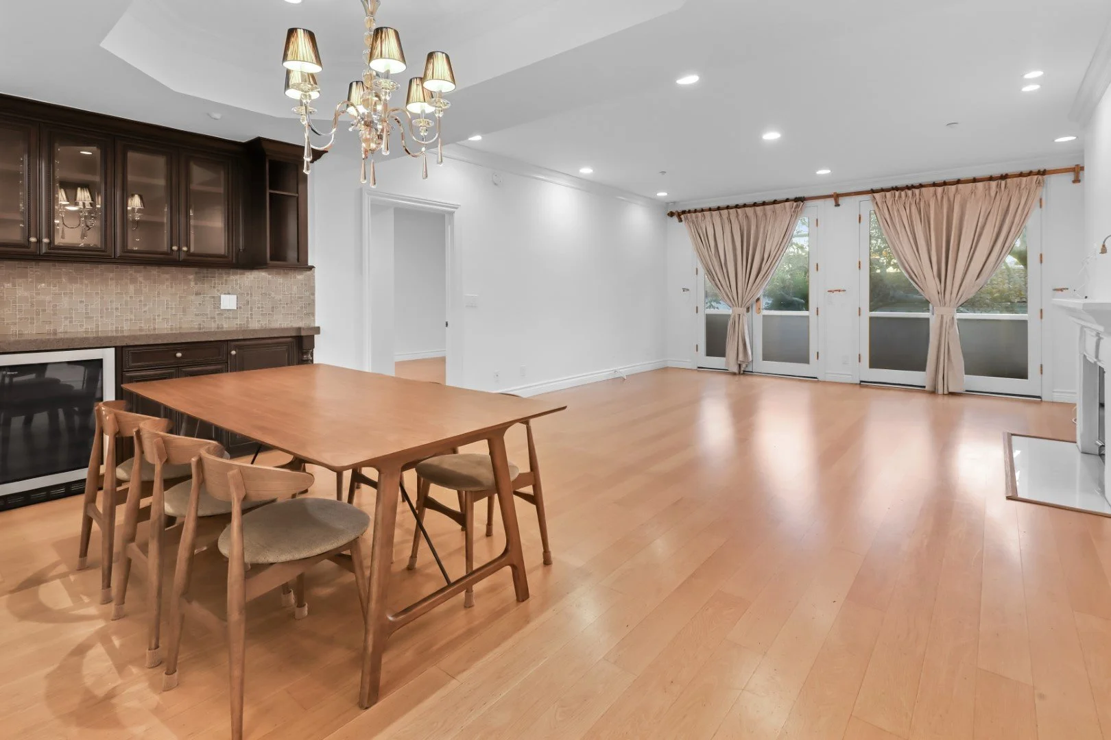 IMG_8237 (Large).JPG