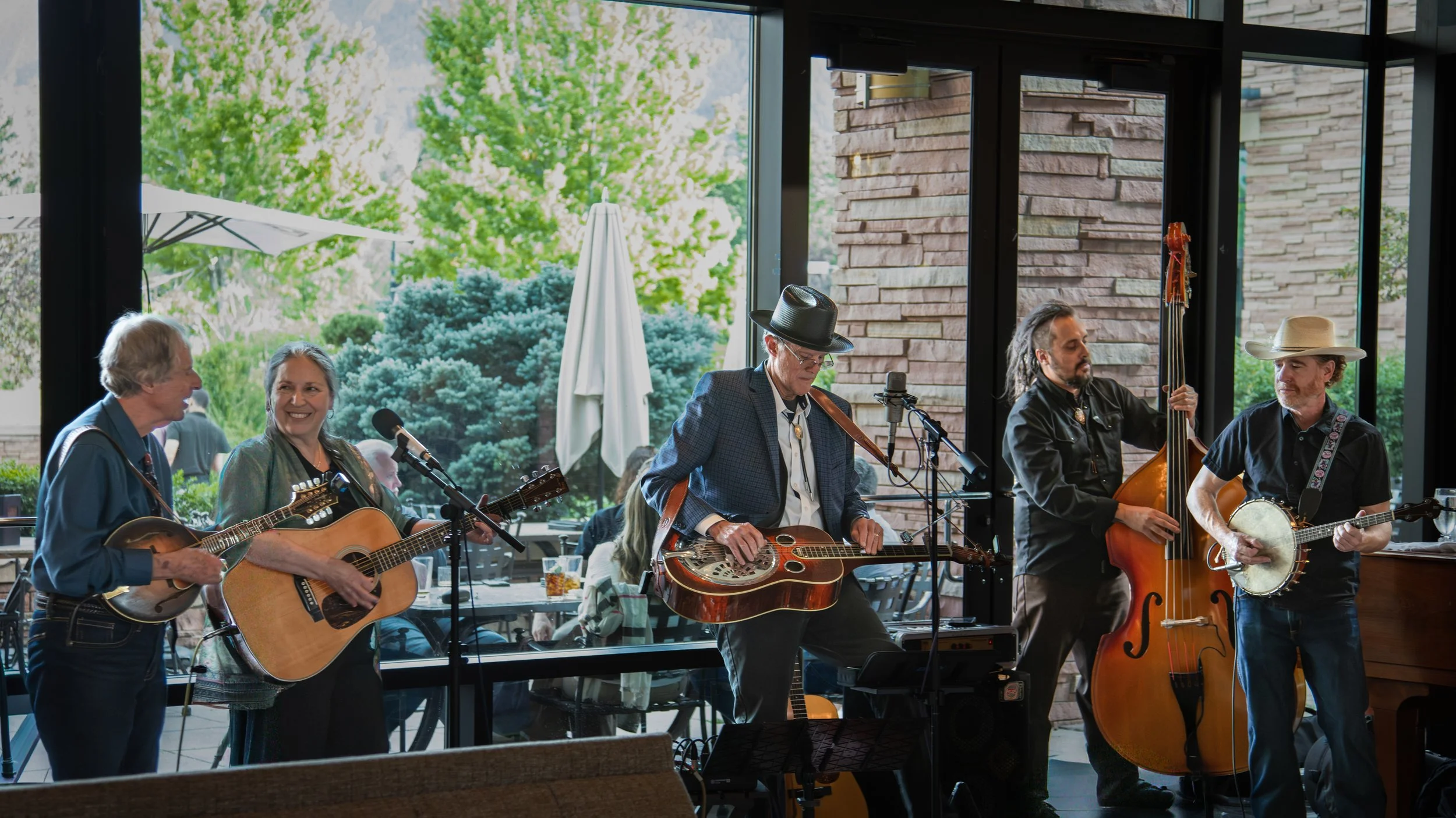 5 Piece at the Julien-2.JPG