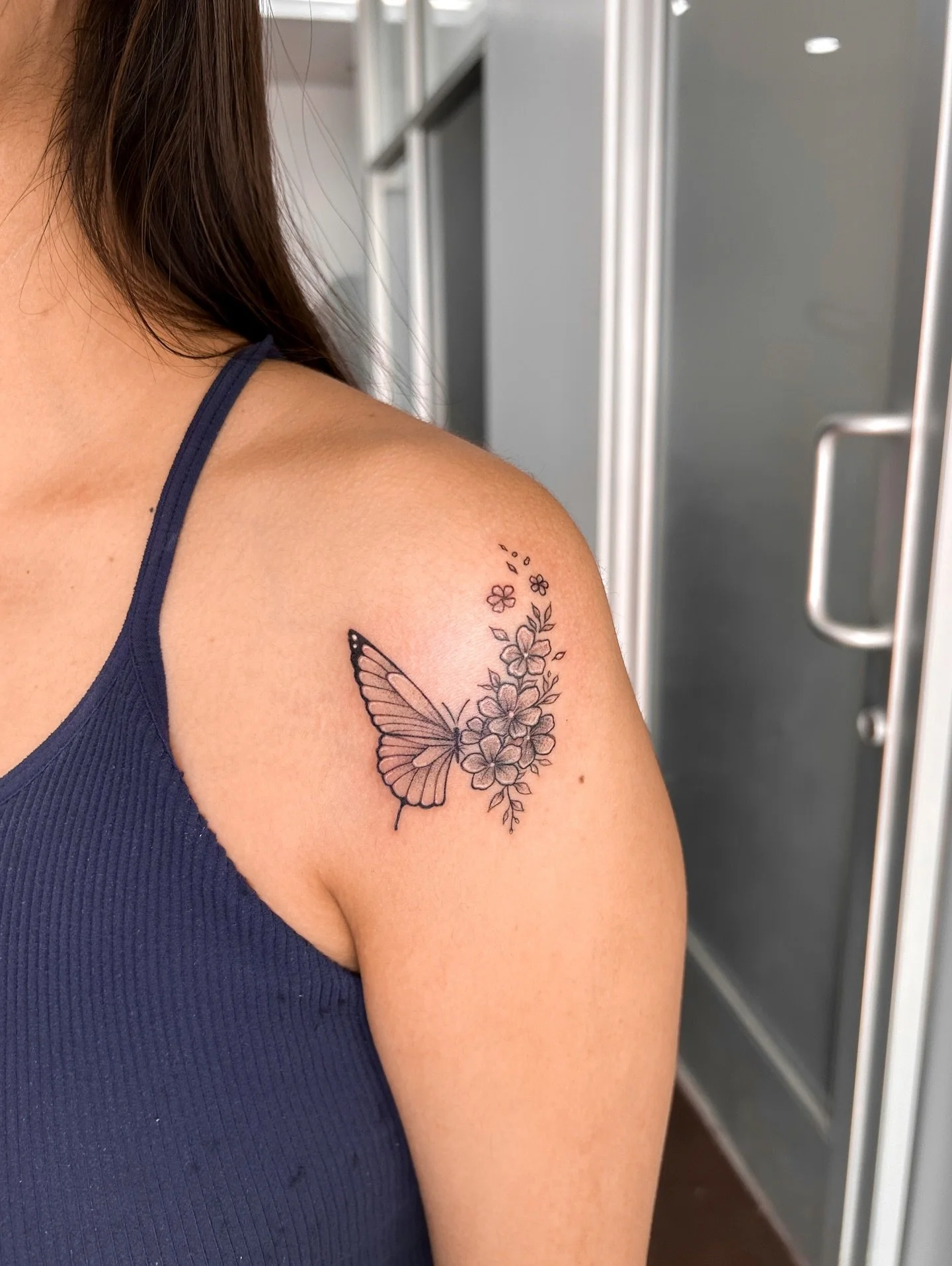 Currently booking tattoos for February-April (January is full!) 🗓️
Located in Orange County, CA 📍