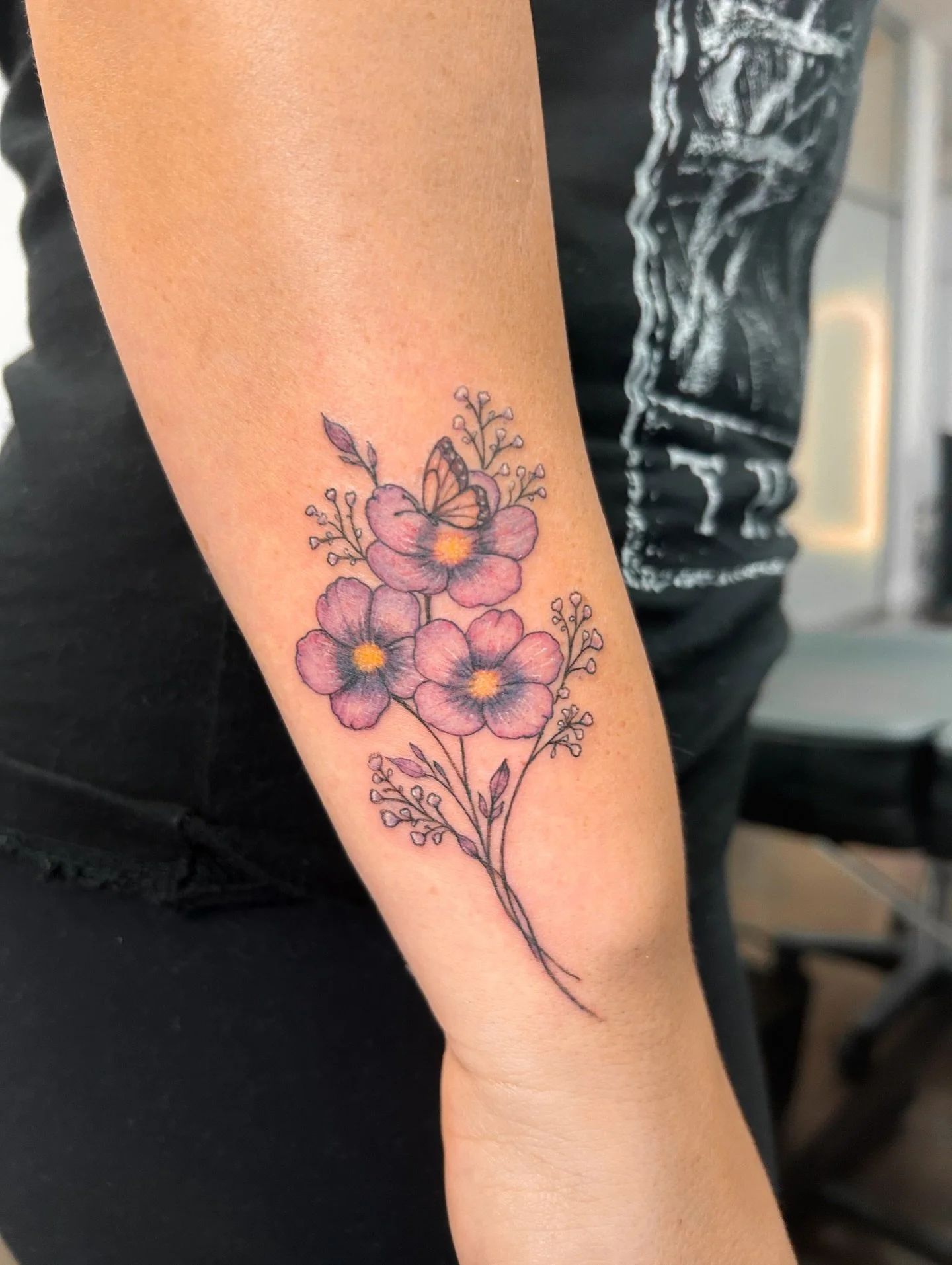 Violets for her daughter Violet, 3 flowers because her birthday is in March. So cute! 🌸

DM me or visit the link in my bio to book a custom or flash tattoo with me 💌

Currently booking for now through June (March is almost full!) 🗓️
Located in Gar