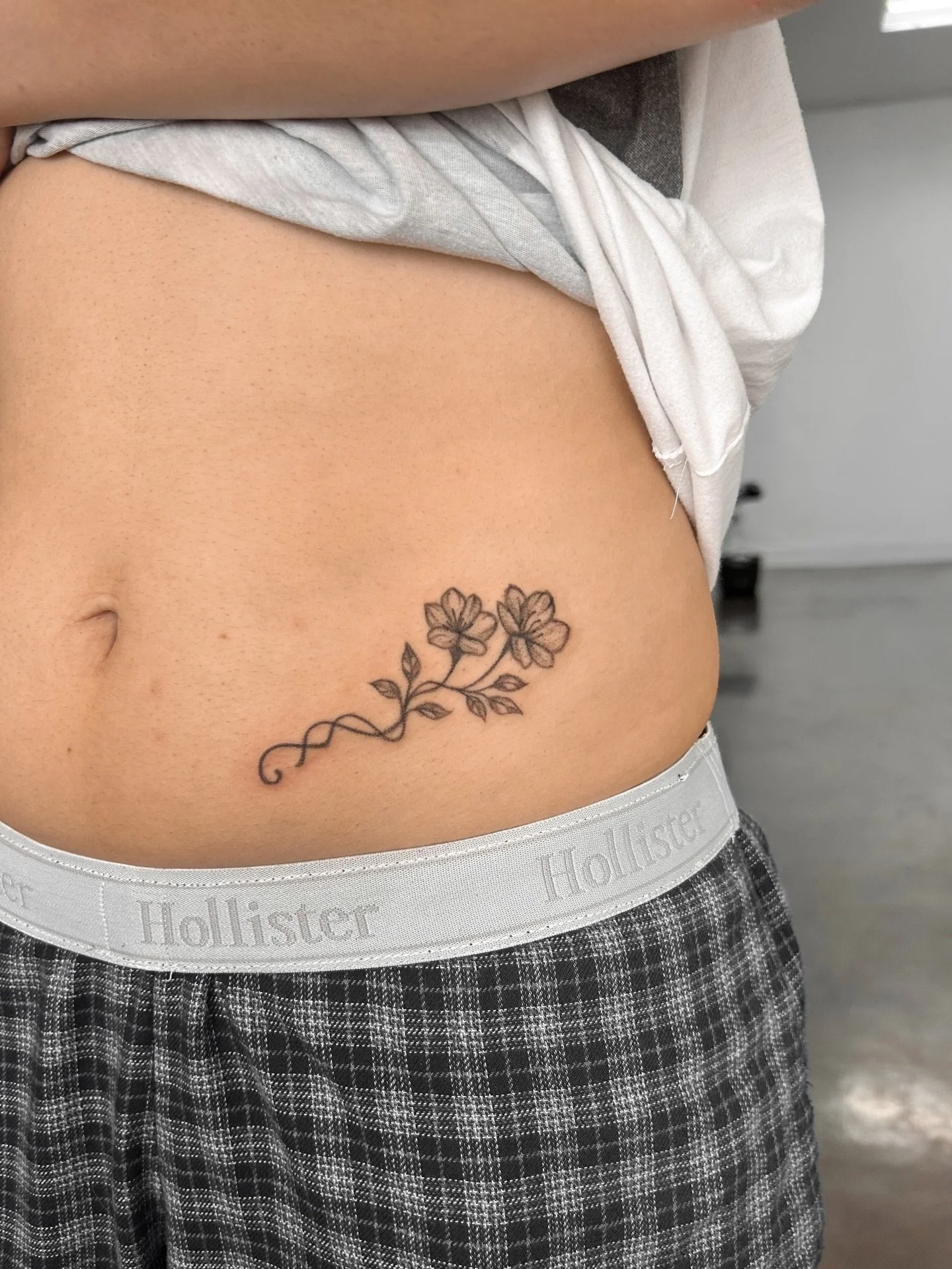 Her first tattoo! She requested a soft pixelated look. Super cute! 😍

Currently booking for April through July 🗓️
Visit the link in my bio to book custom and flash tattoos 🔗

Located in Garden Grove, CA 📍
