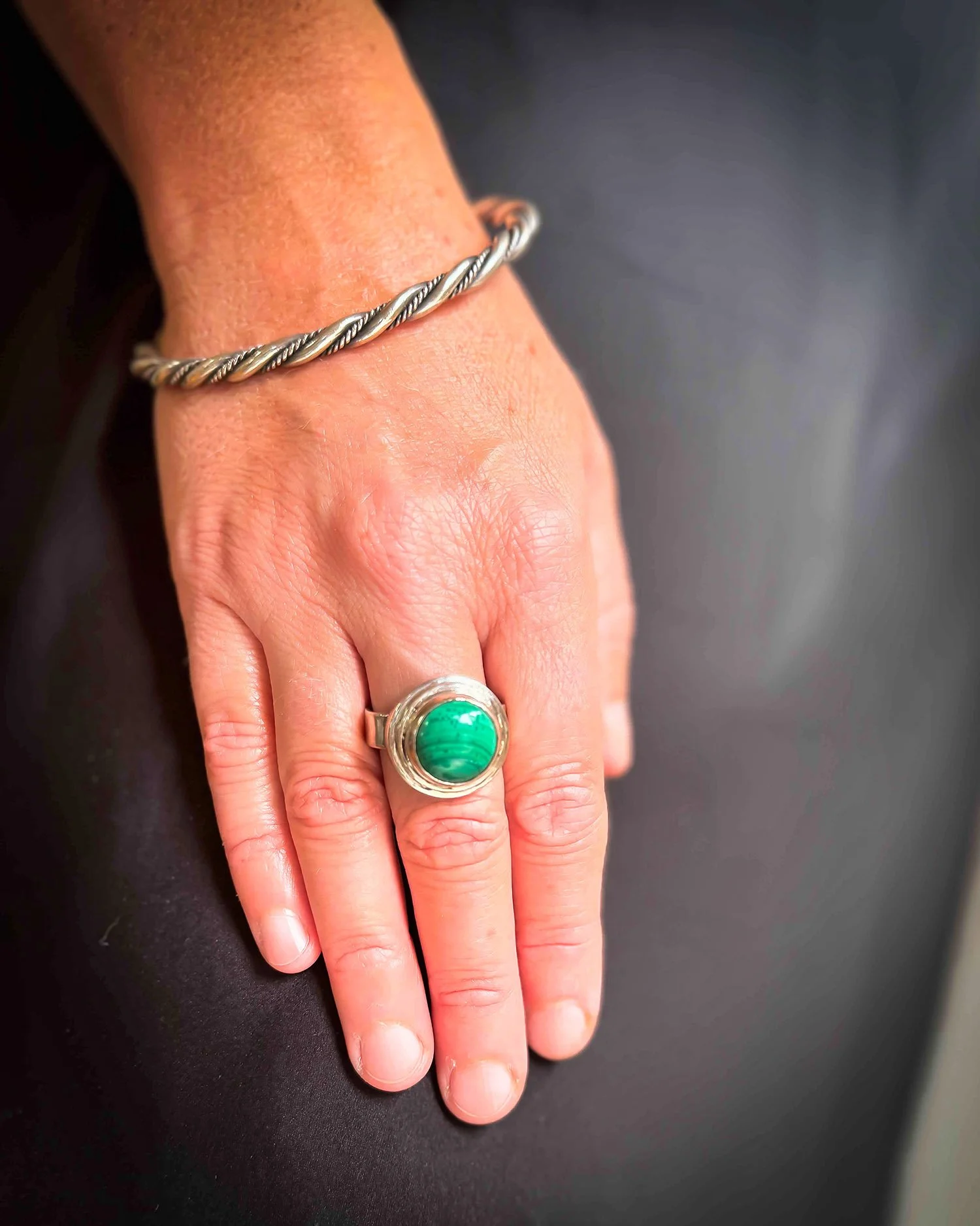 Twists-Silver-Bangle-Malachite-Ring-Small-0.jpg