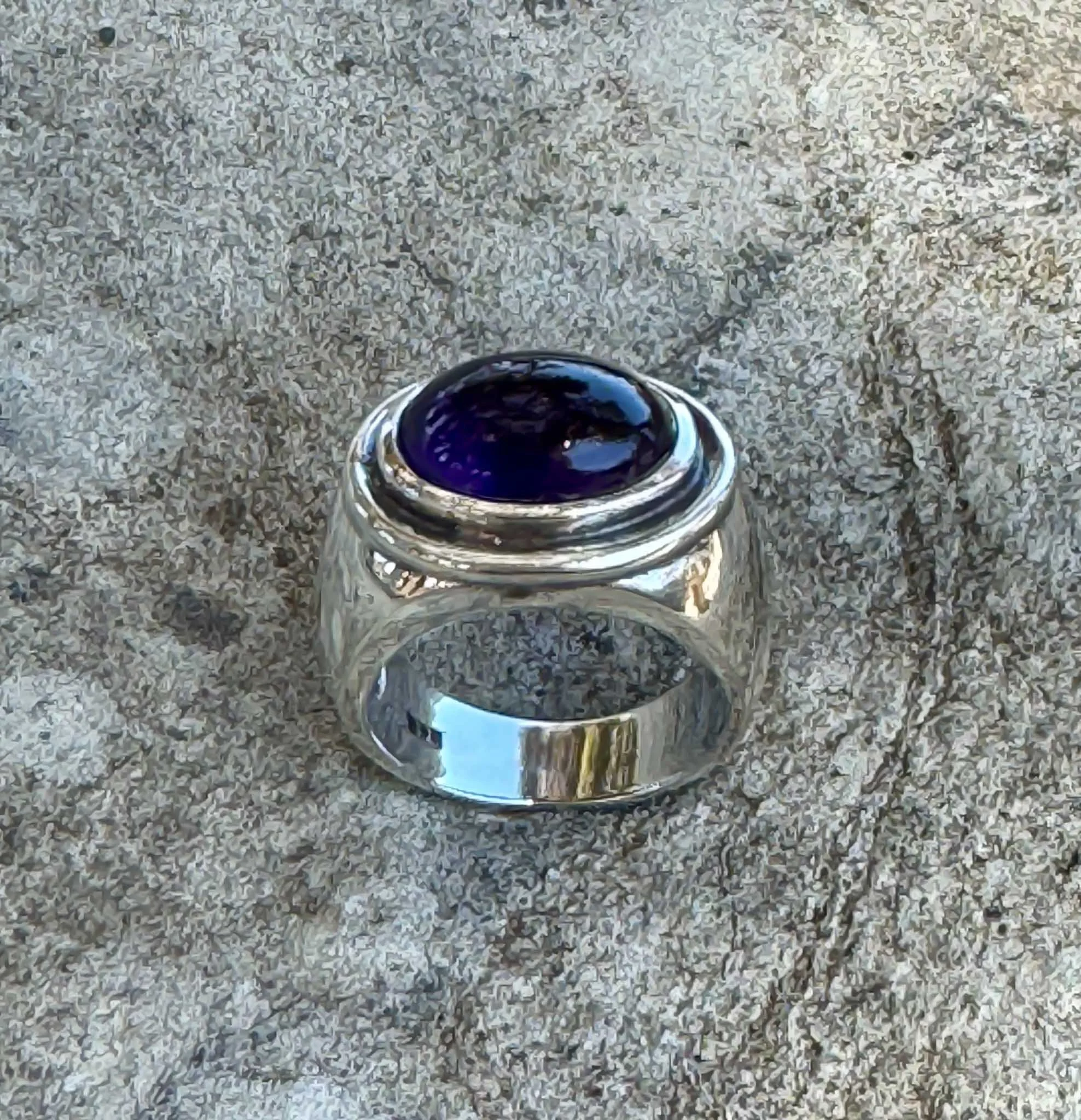 Amethyst-Sterling-Silver-Ring-Small.jpg