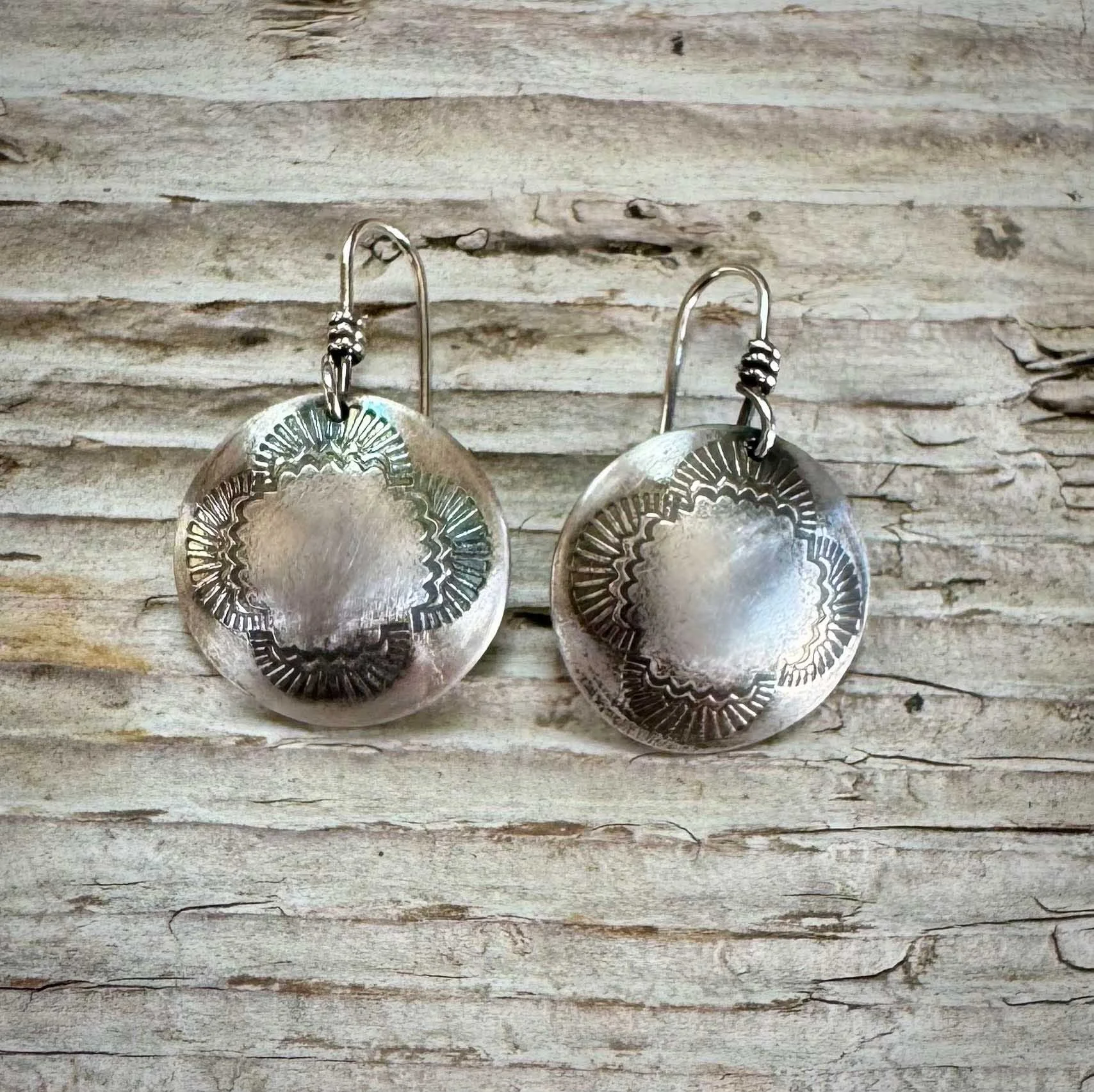 Fine-Silver-Round-Nativeamericandesign-Earrings-small.jpg