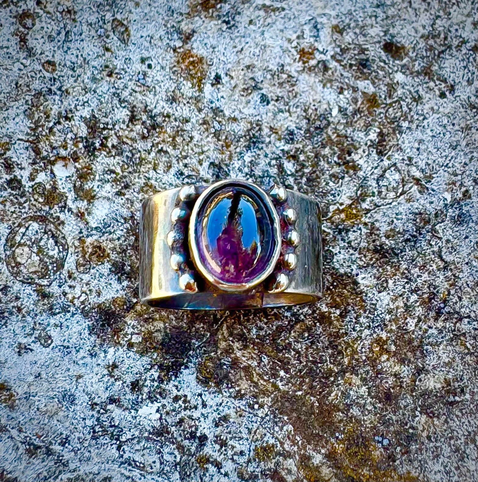 Violet-Pink Iolite Flower Ring