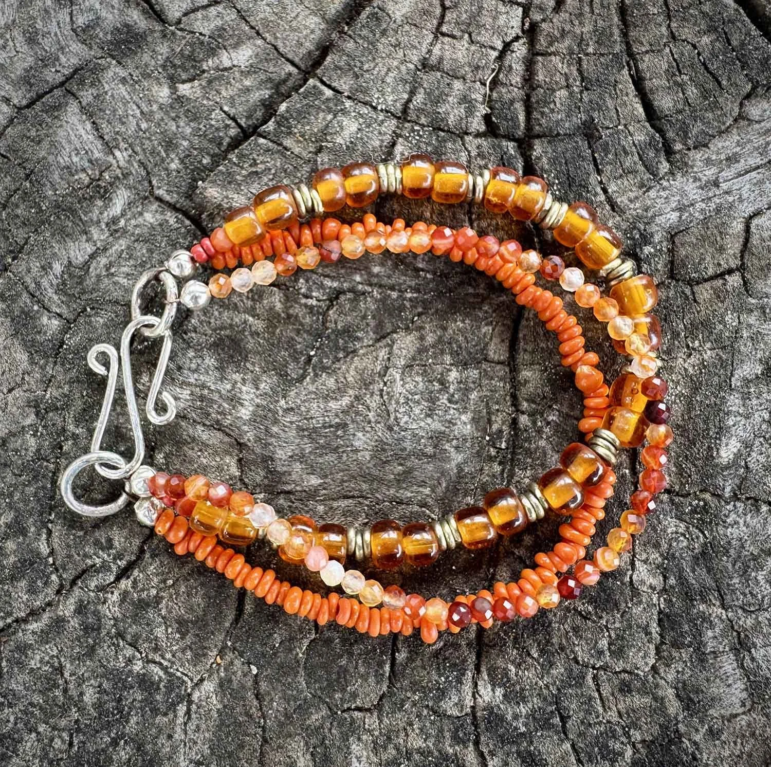 Carnelian & Glass Bracelet
