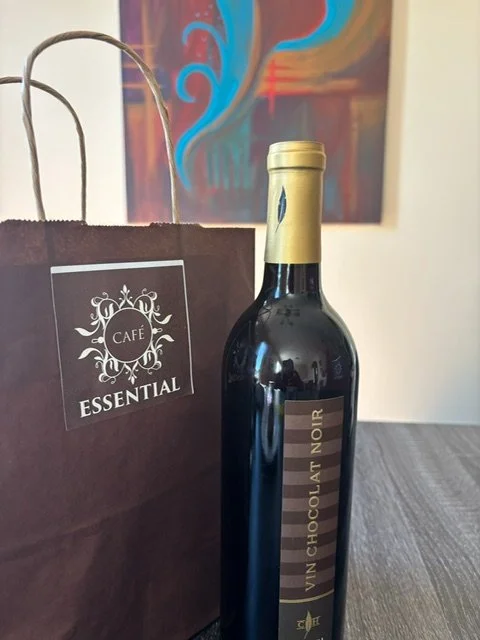Cafe essential bag with wine.jpg