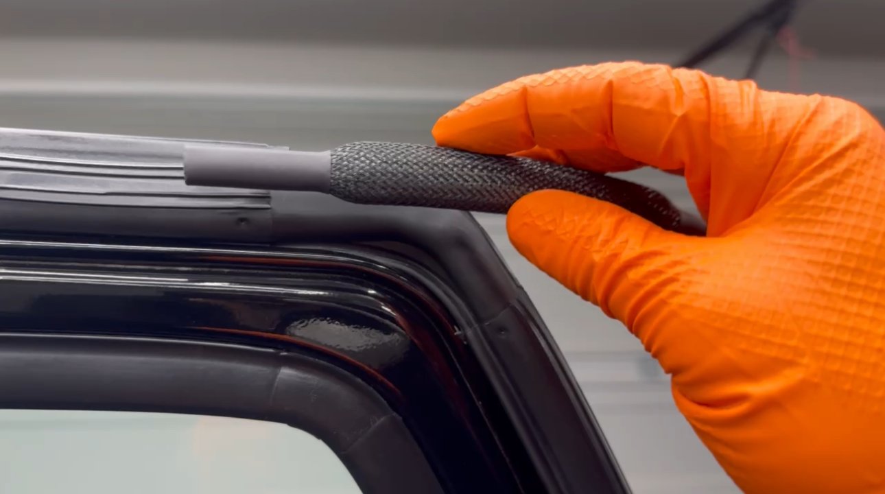 Jeep water intrusion prevention: Protect against dash leaks and radio malfunction