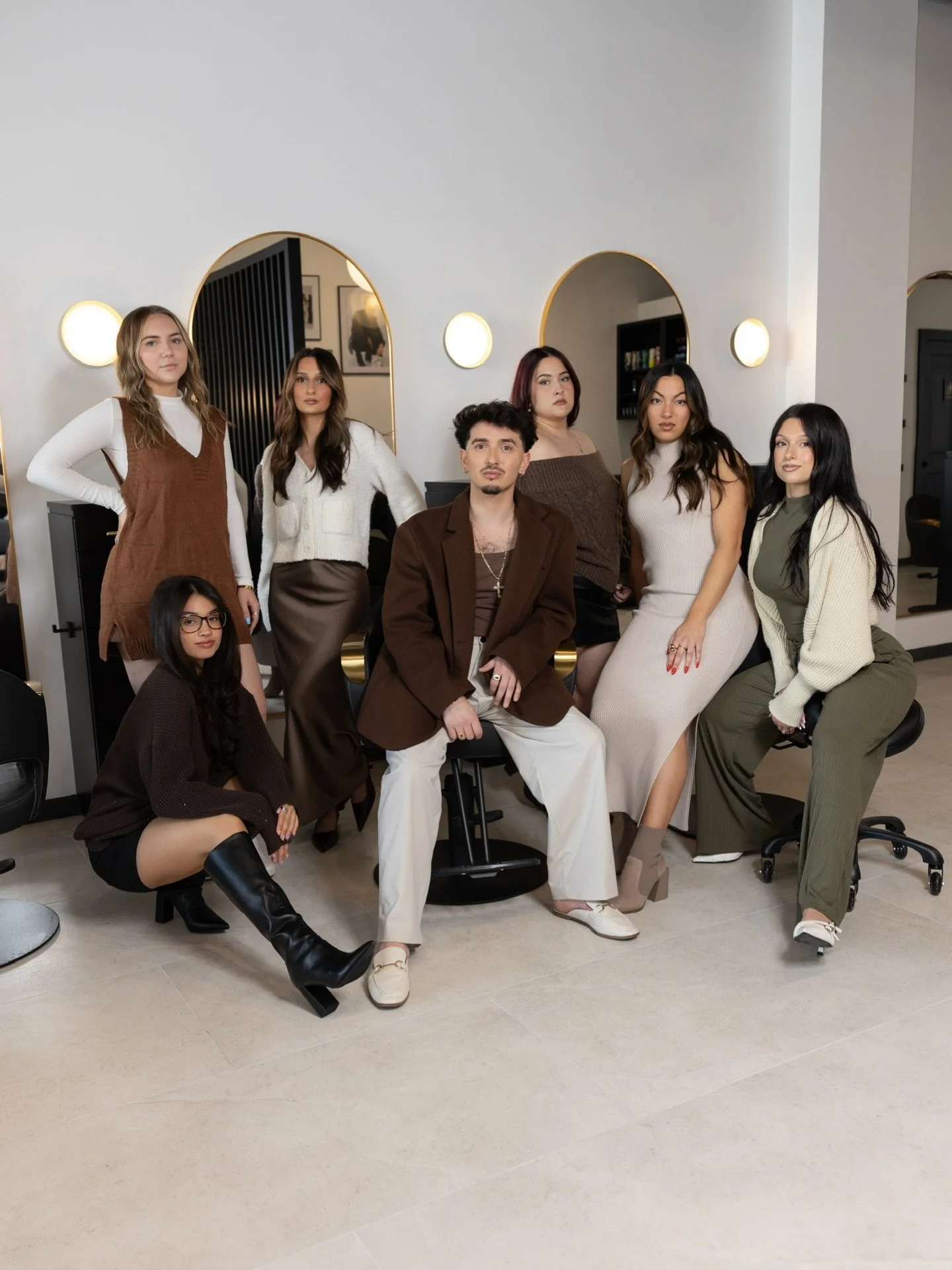 Happy Thanksgiving from our team to your family🤎🦃

Endlessly grateful for the loyal guests who trust us with their hair journey and the extraordinary team that brings Onyx to life each day. Thank you for choosing us, for believing in our artistry, 