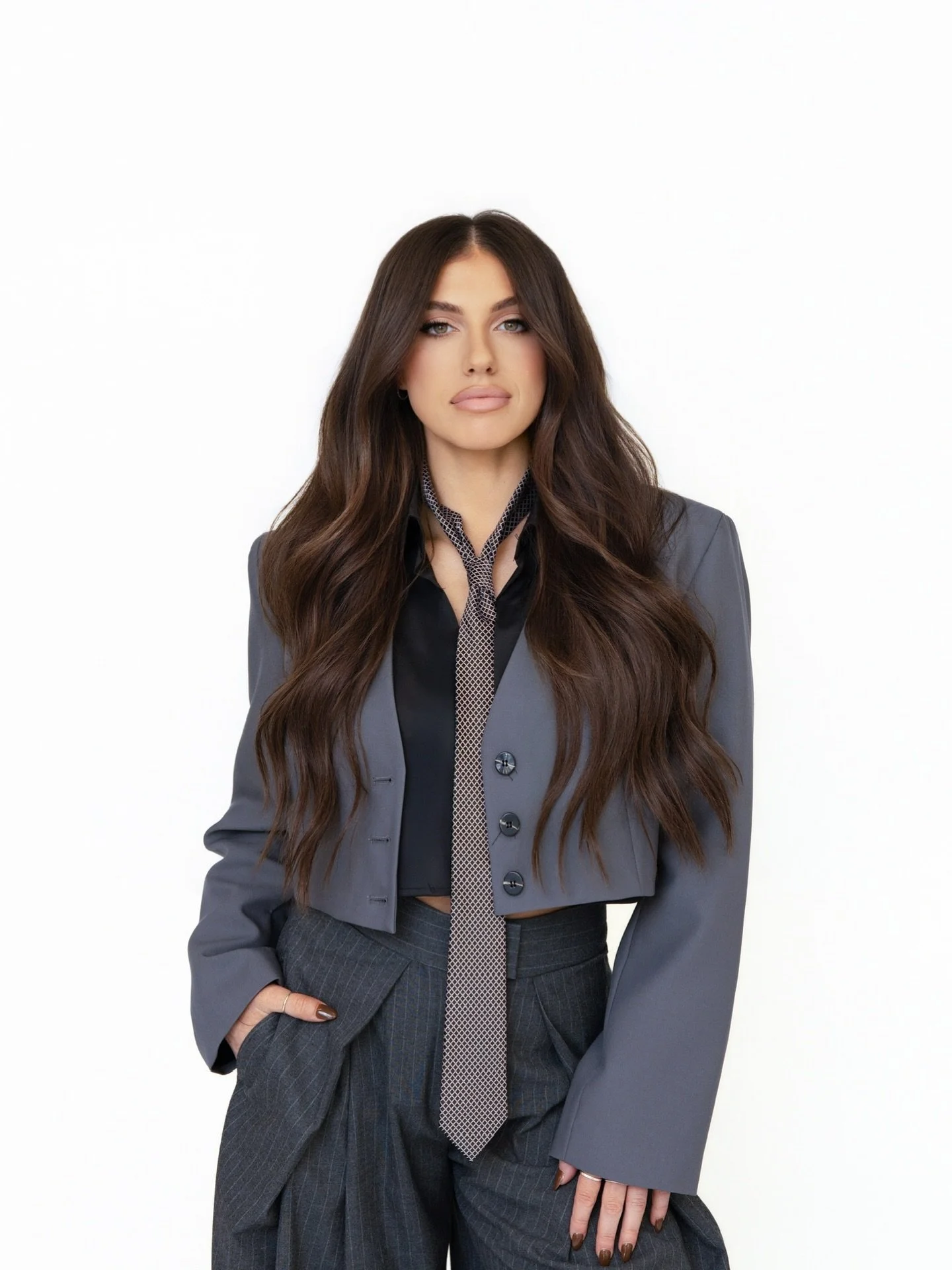 Meet Alessia 

Alessia is known for her attention to detail, uplifting energy, and ability to make every client feel like their best self. She specializes in high-impact blonding, lived-in blondes, and dimensional brunettes while always prioritizing 