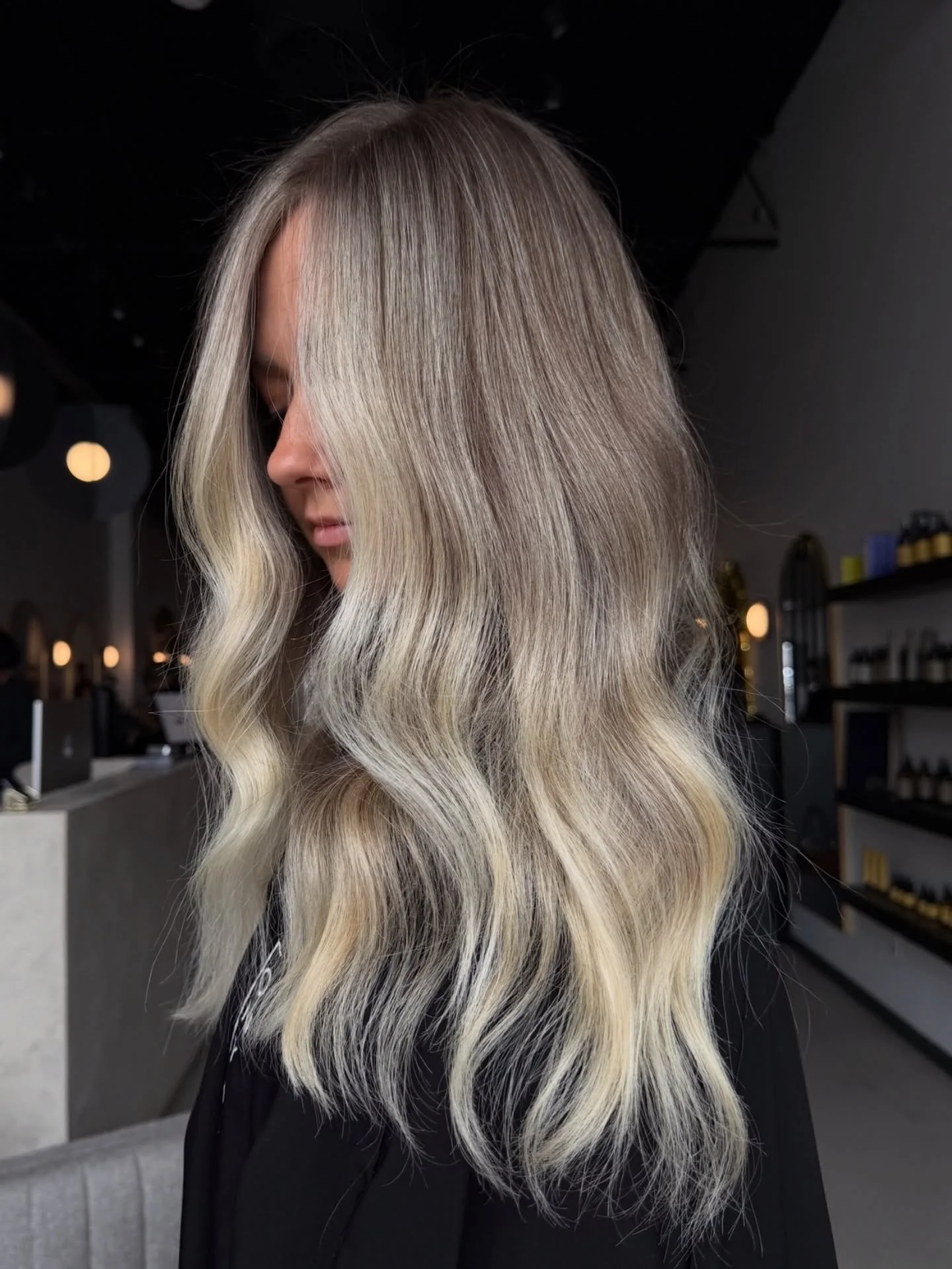 Seamless lived in blonde 

Custom color is never one size fits all. At ONYX, every formula, placement, tone, and detail is intentionally customized to you. Your features, your lifestyle, your maintenance routine, and the way you want to feel when you