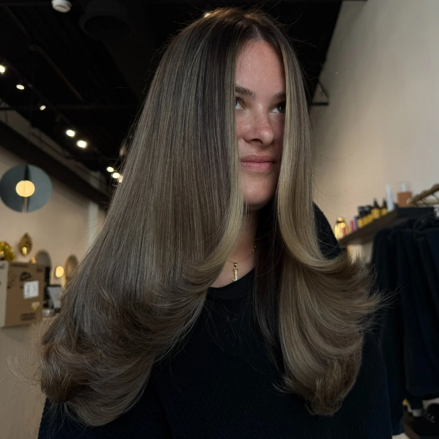 Moody Bronde Balayage 

Created my stylist @annanomanihair