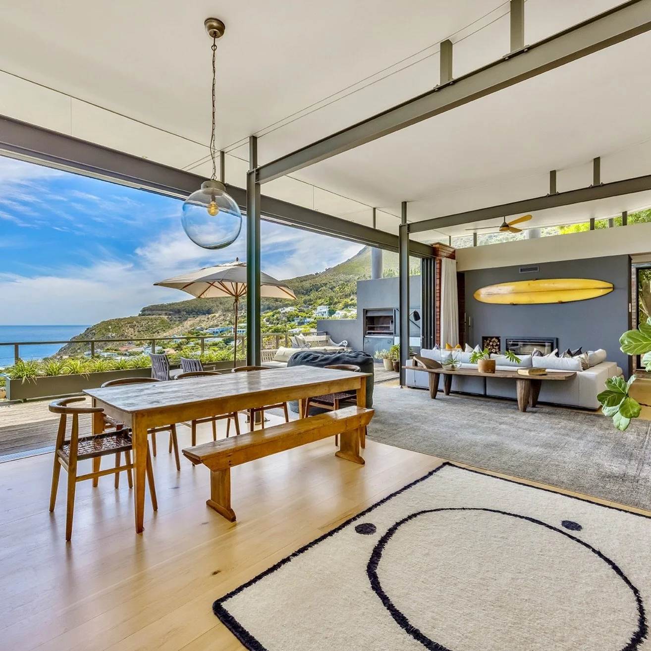 Soft mornings, long lunches, and unhurried moments with those who matter most.
Easter is a gentle reminder to pause, gather, and enjoy the quiet luxury of time well spent.

Wherever you find yourself this long weekend, make it feel like home.

#MoyaP