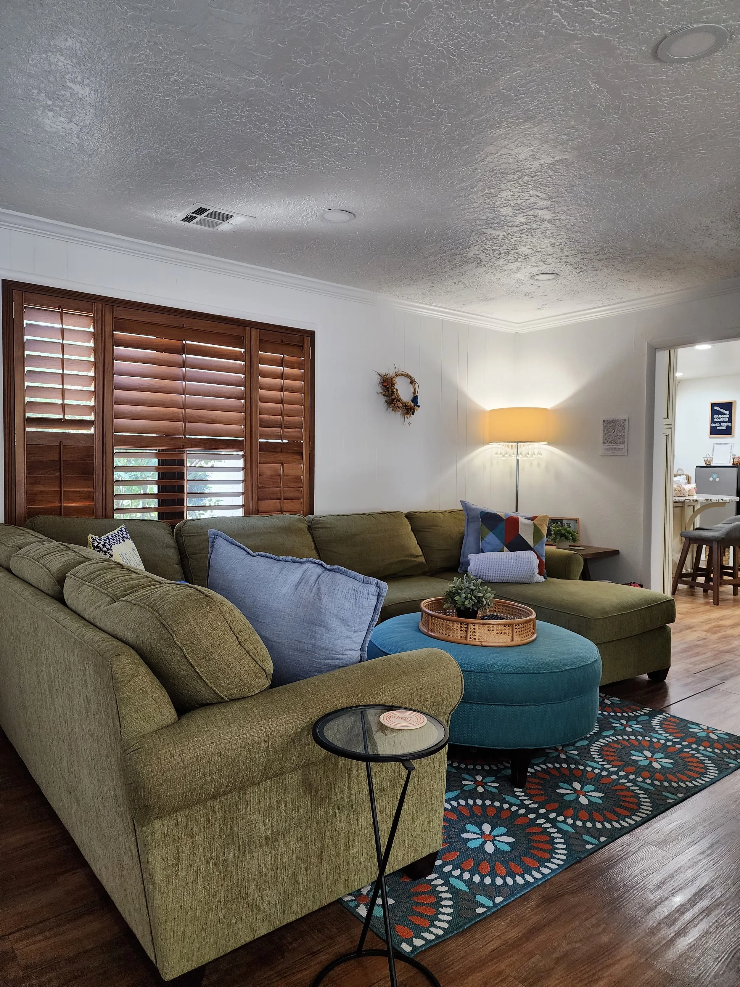 Living room at Rose Graham Quilting Retreat, Broken Arrow, OK
