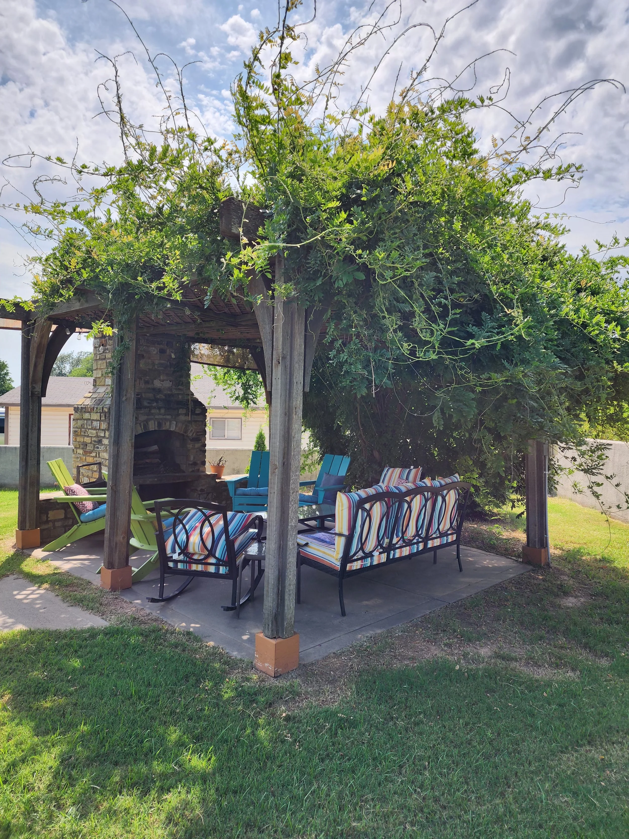 Pergola during the day, Rose Graham Quilting Retreat, Broken Arrow, OK