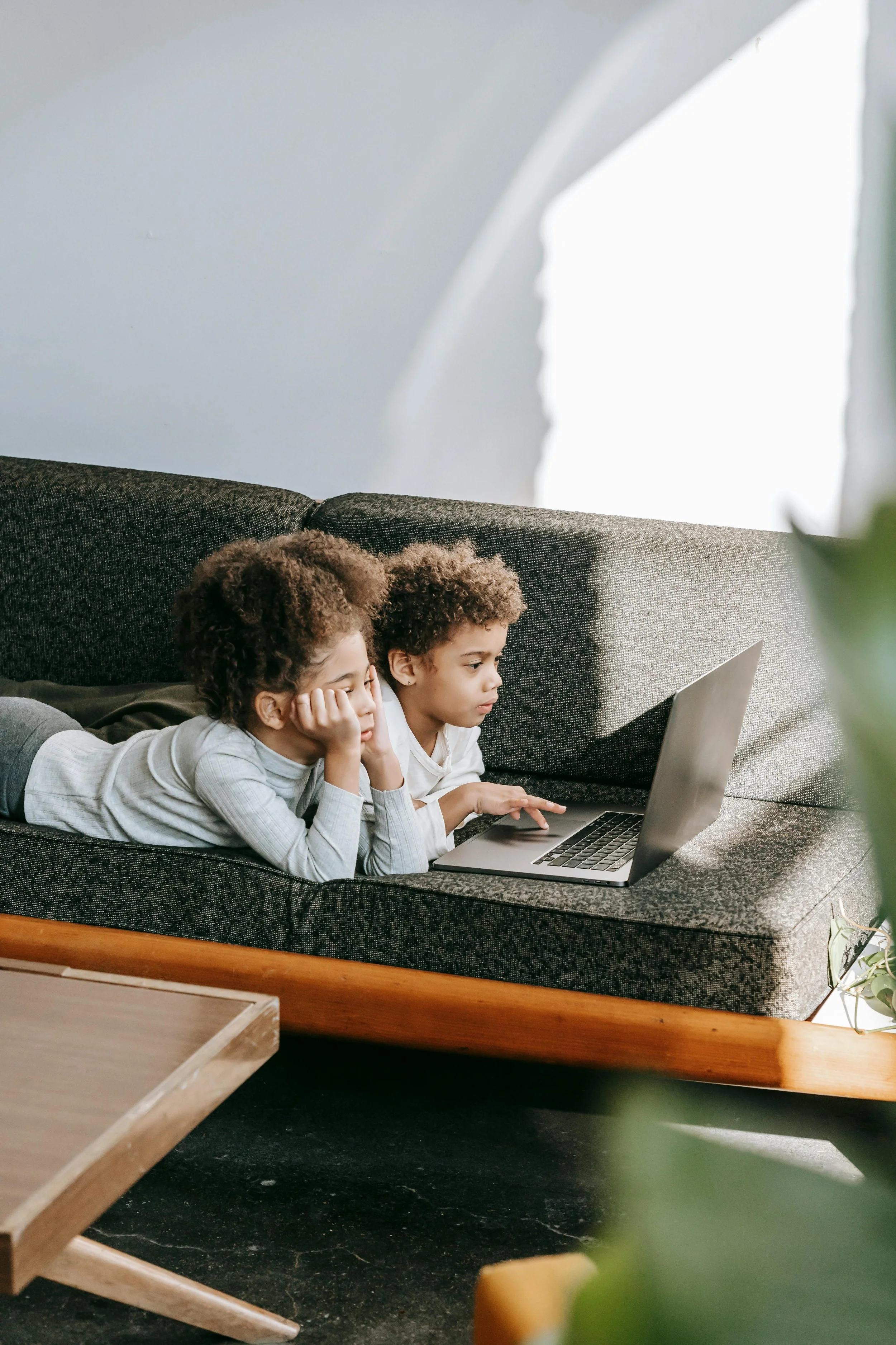Are Screens Shrinking Our Kids' Attention Spans?