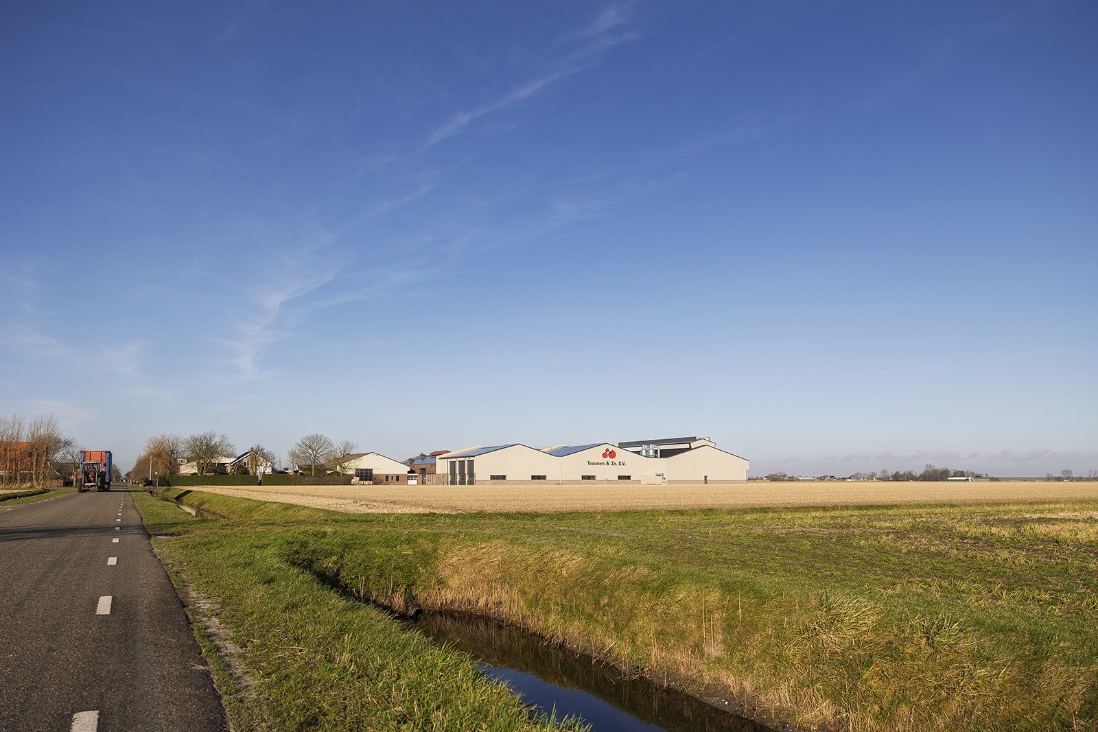 bedrijf teeuwen overzichtLR bloembollensector.jpg