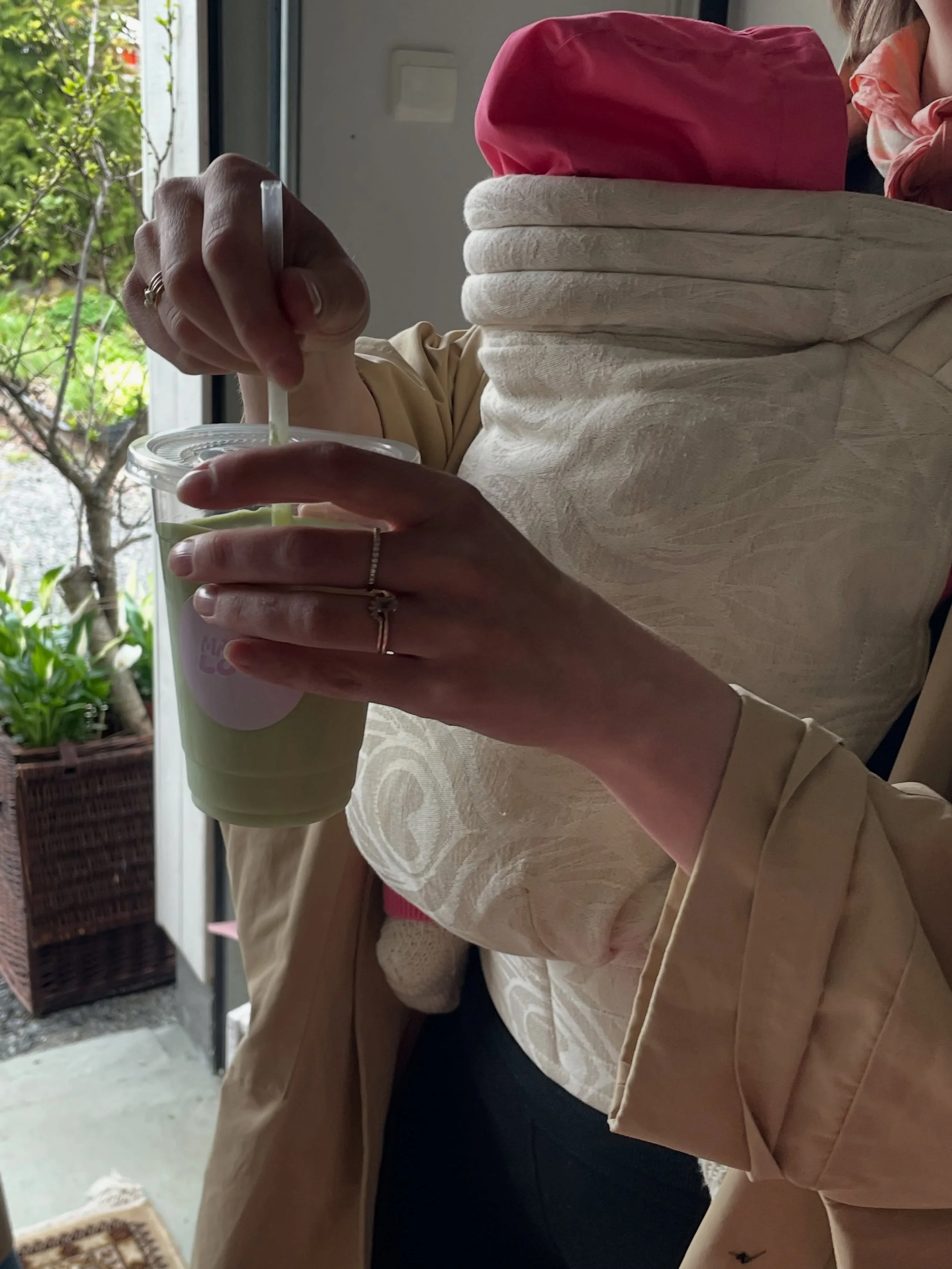 Putiikkikes&auml; polkaistiin k&auml;yntiin perinteisill&auml; pre-opening bileill&auml;!🥹💕🍵🌸

Kiitos kaikki vieraat &amp; @the_dreamatcha 🫶🏼🫶🏼🫶🏼 

Huomenna helatorstaina on ensimm&auml;inen virallinen putiikkip&auml;iv&auml;, n&auml;hd&aum