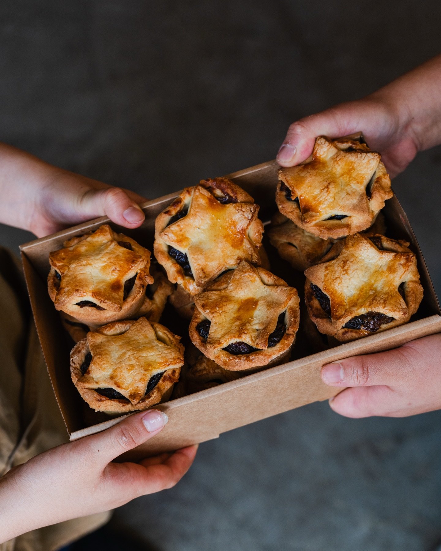 Christmas tarts, made in-house.

Buttery pastry, rich filling, baked fresh for the season.

Available for a limited time over Christmas.
Take one home, or grab a box to share.

6-pack $25
Single tart $5.50

Pop in, or send us a DM to order before the