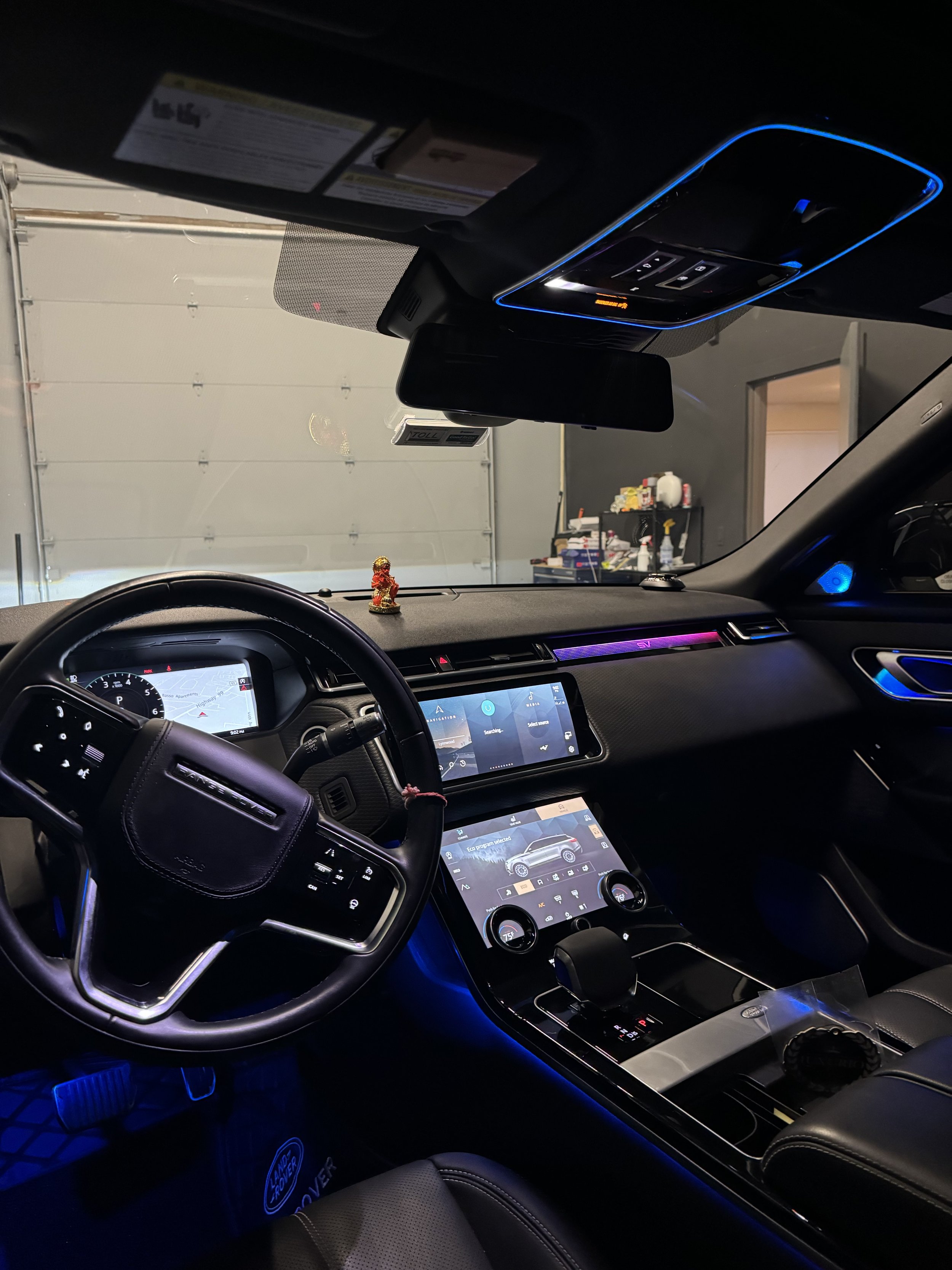 range-rover-oem-ambient-lighting.jpg