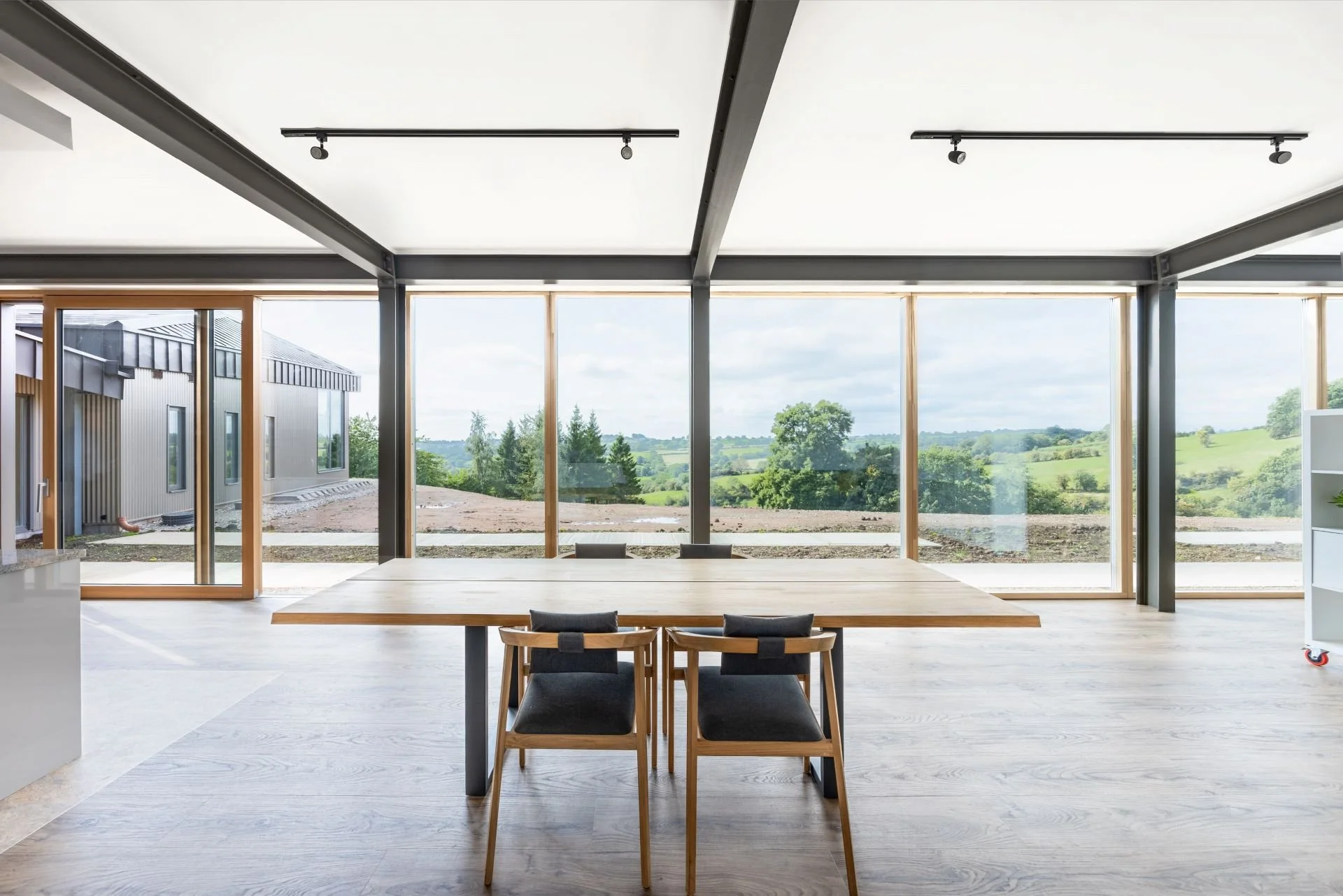 Dining to view.jpg