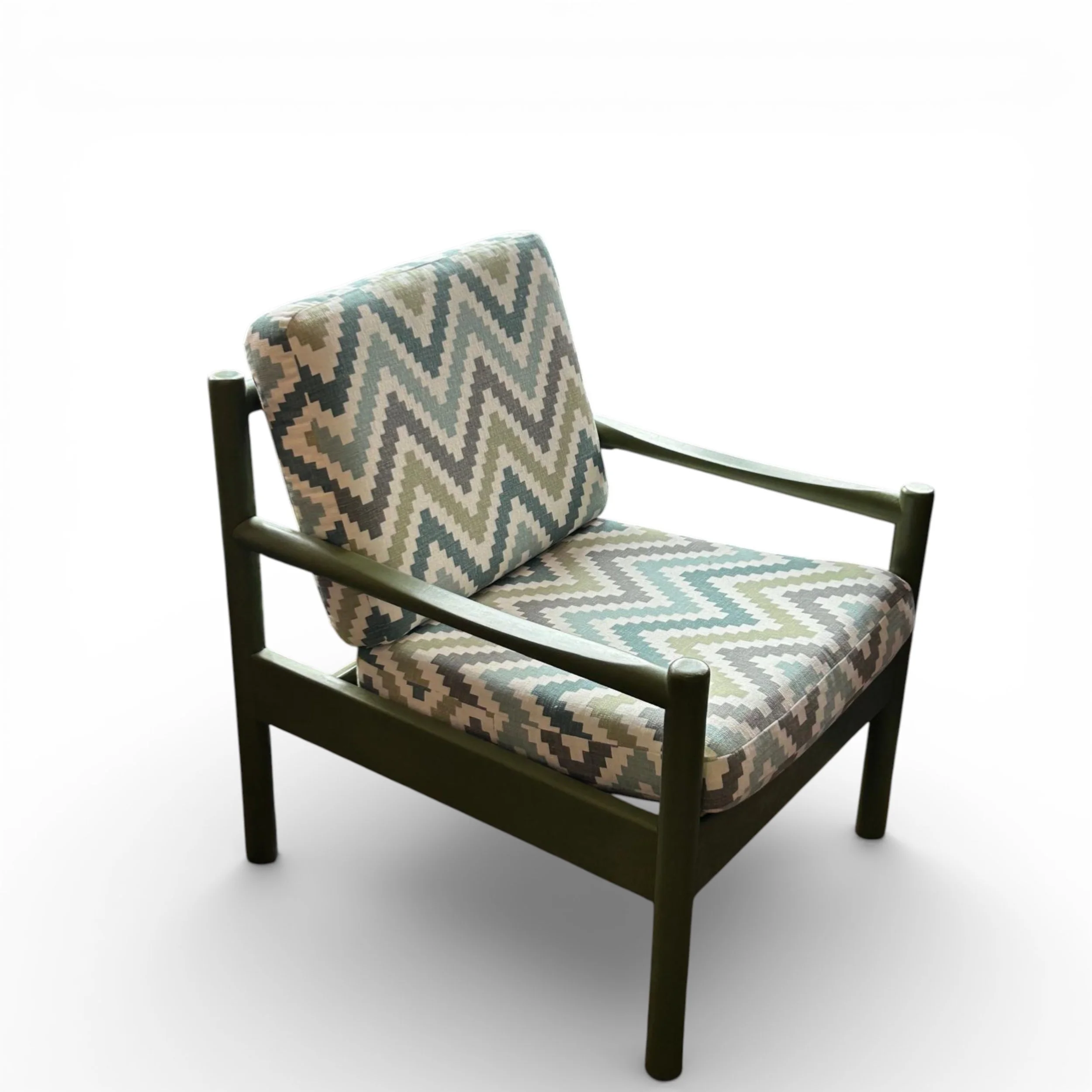 Ercol 749 armchair 3-Photoroom.jpg