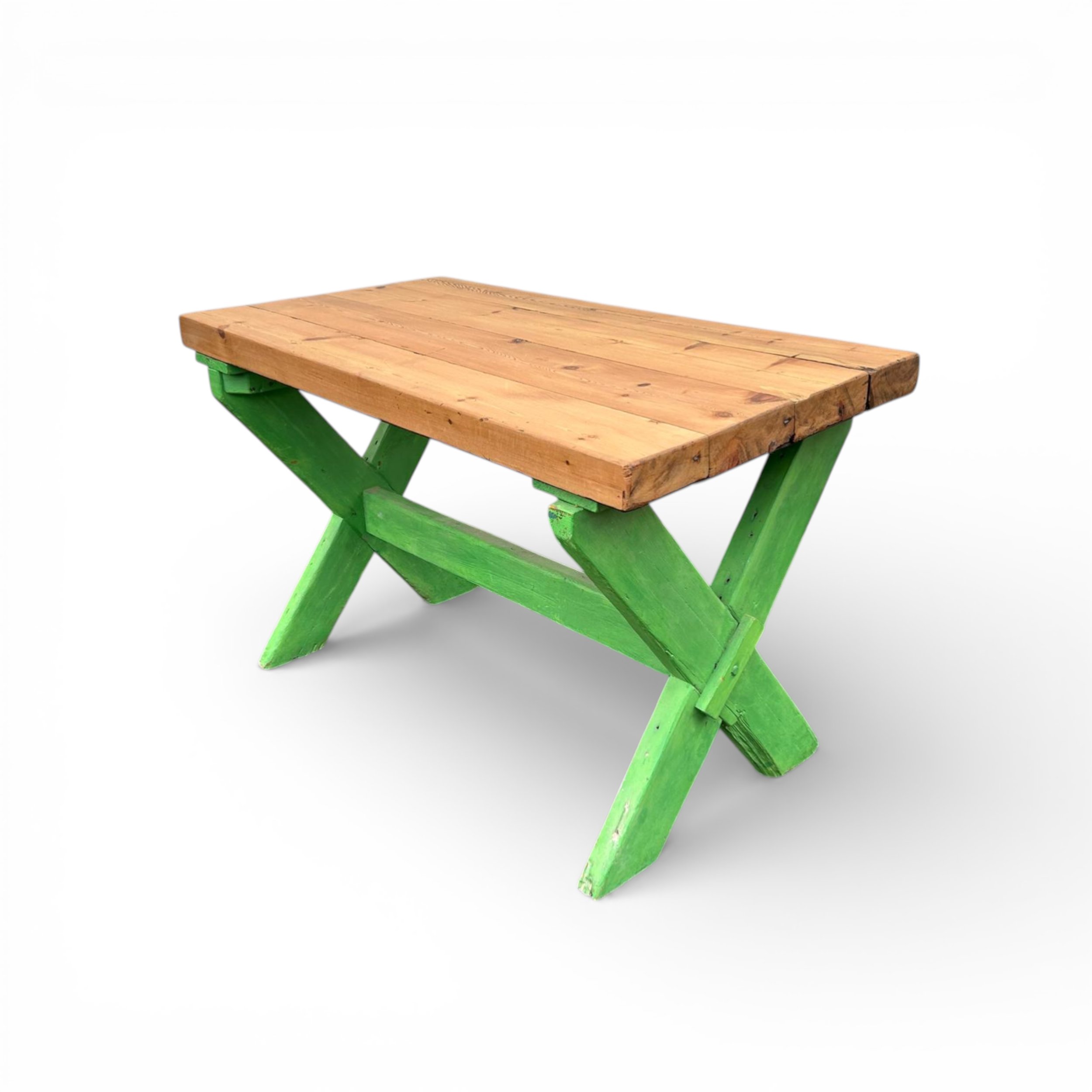 Chunky kitchen table 2-Photoroom.jpg