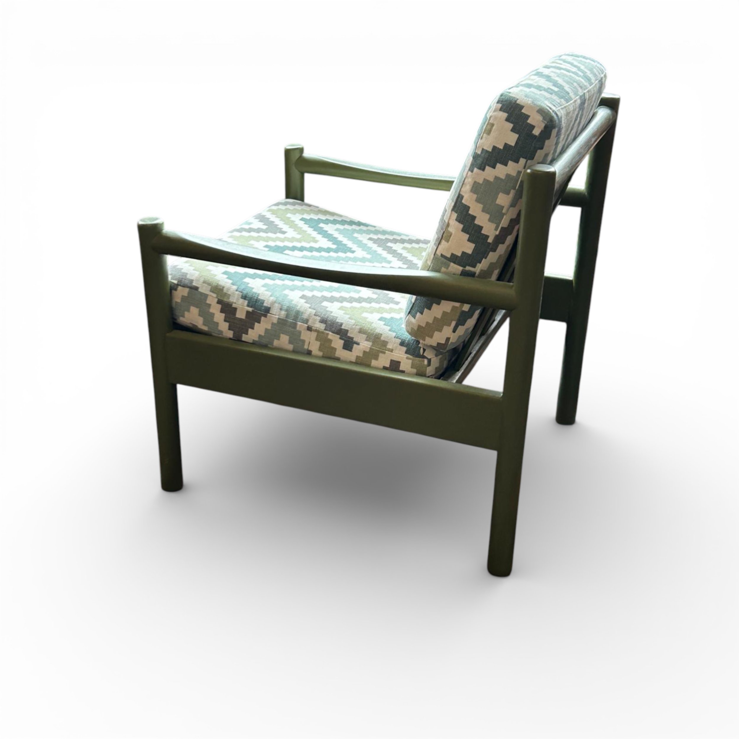 Ercol 749 armchair 4-Photoroom.jpg