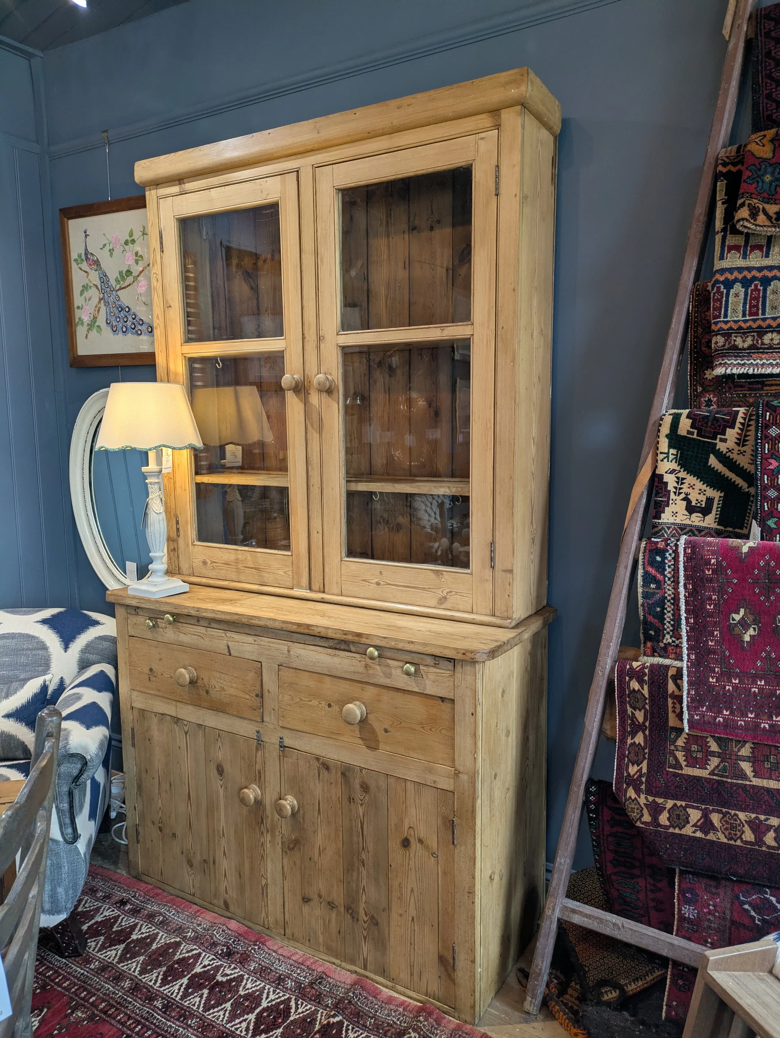 Pine dresser2.jpg