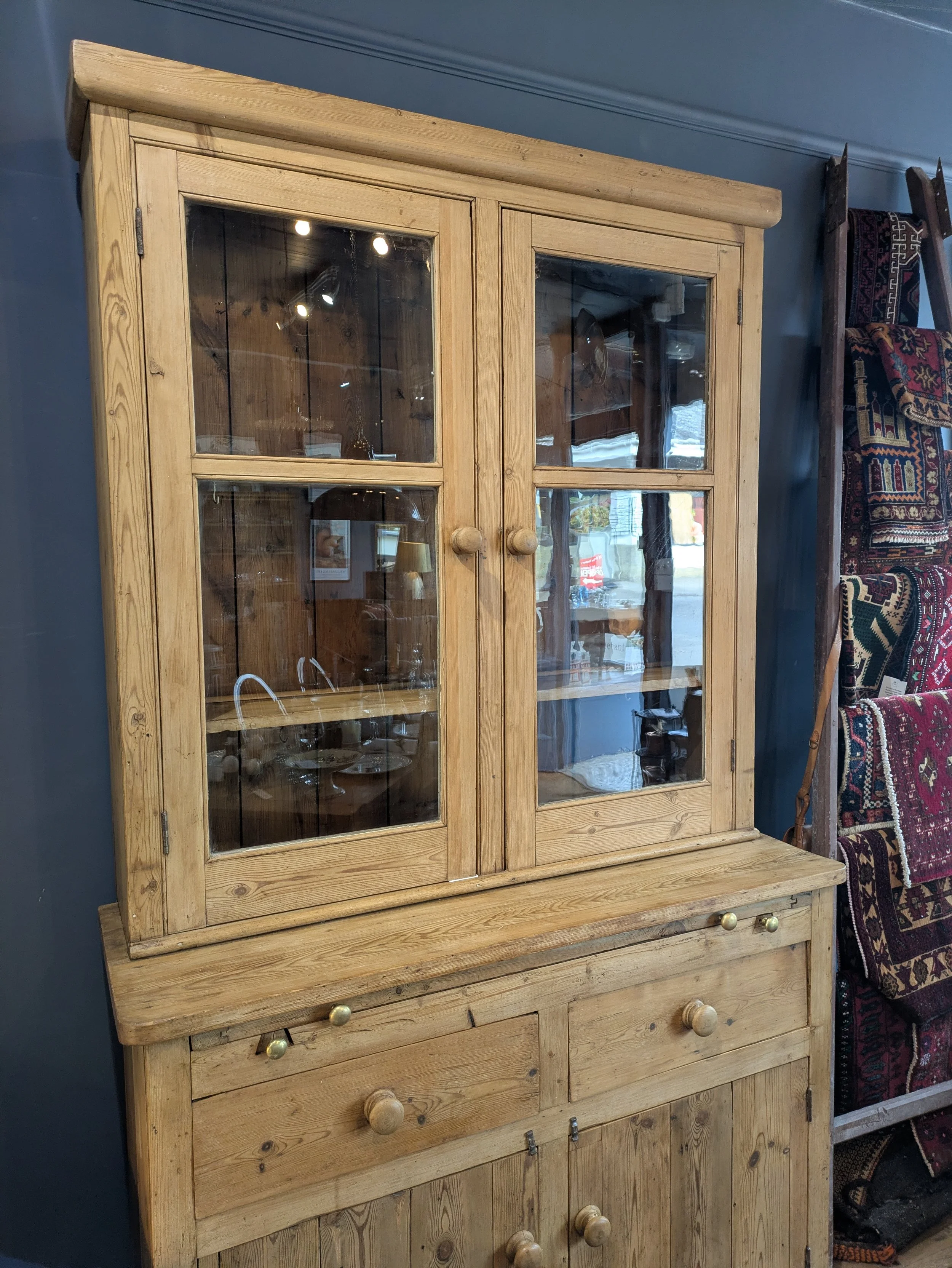 pine dresser6.jpg